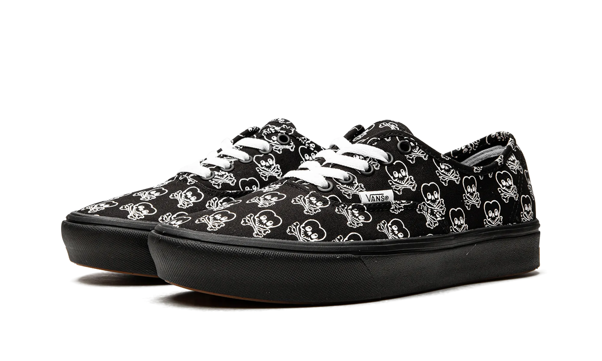 Comfycush Authentic "Cold Hearted" Modern Fit Mesh Upper