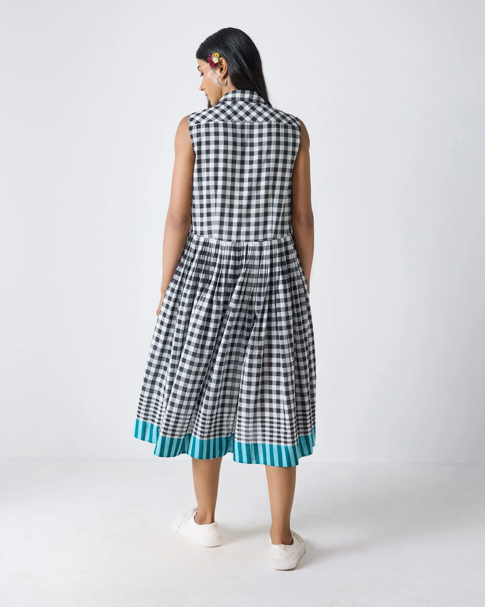 Ada Dress - Black & White Checks Soft Waist Dreamy Motion