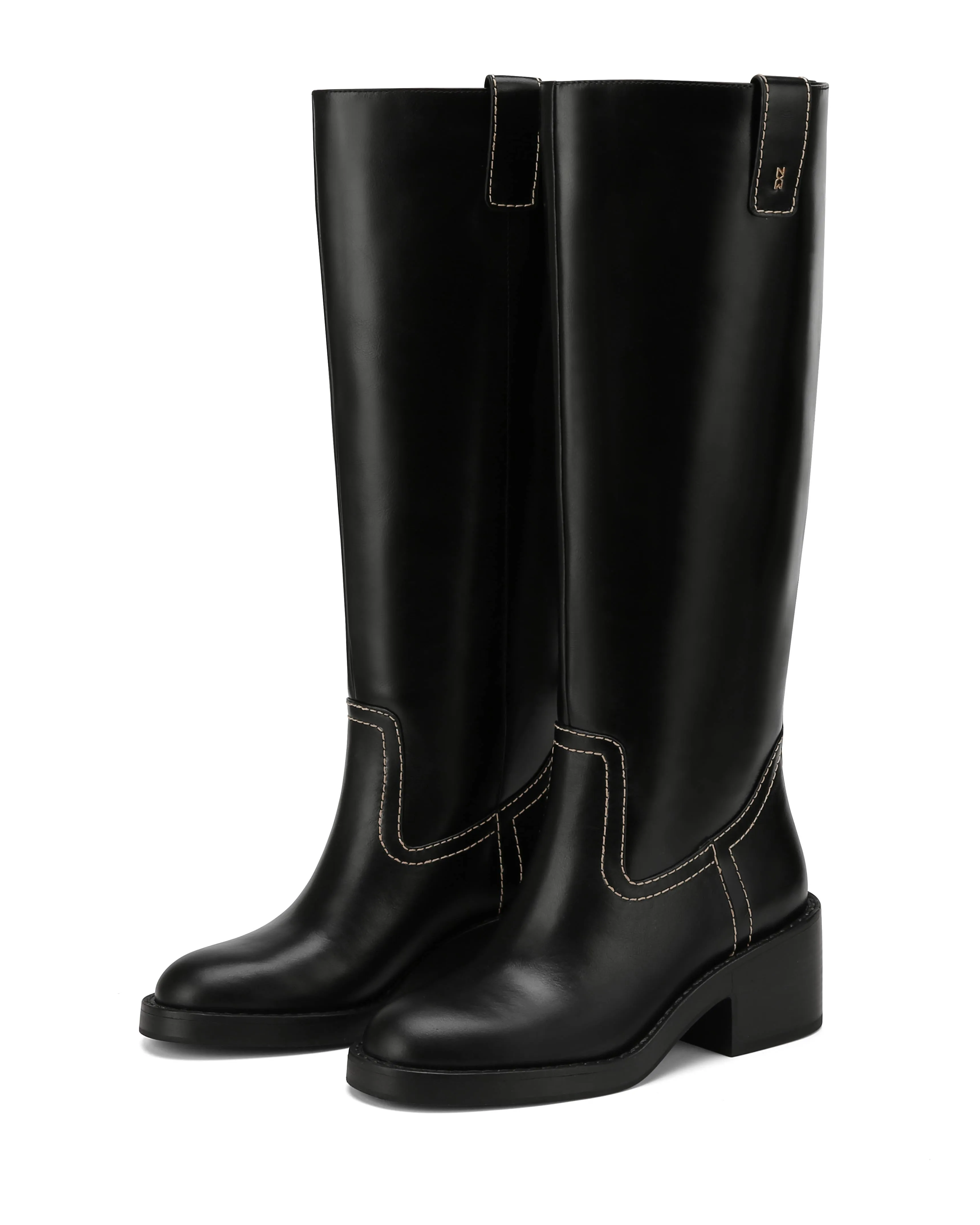 Claudia Black Leather Seamless Comfort Cold Weather Commuter