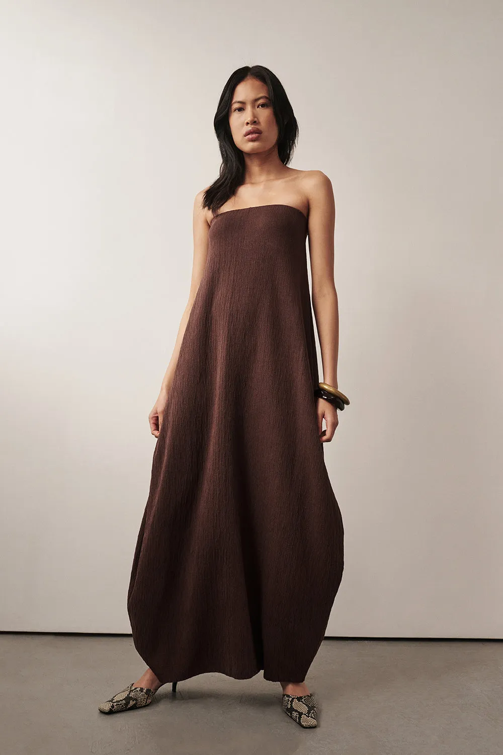 ReversibleStyle ALIAS CHOC TEXTURED KNIT STRAPLESS MIDI DRESS