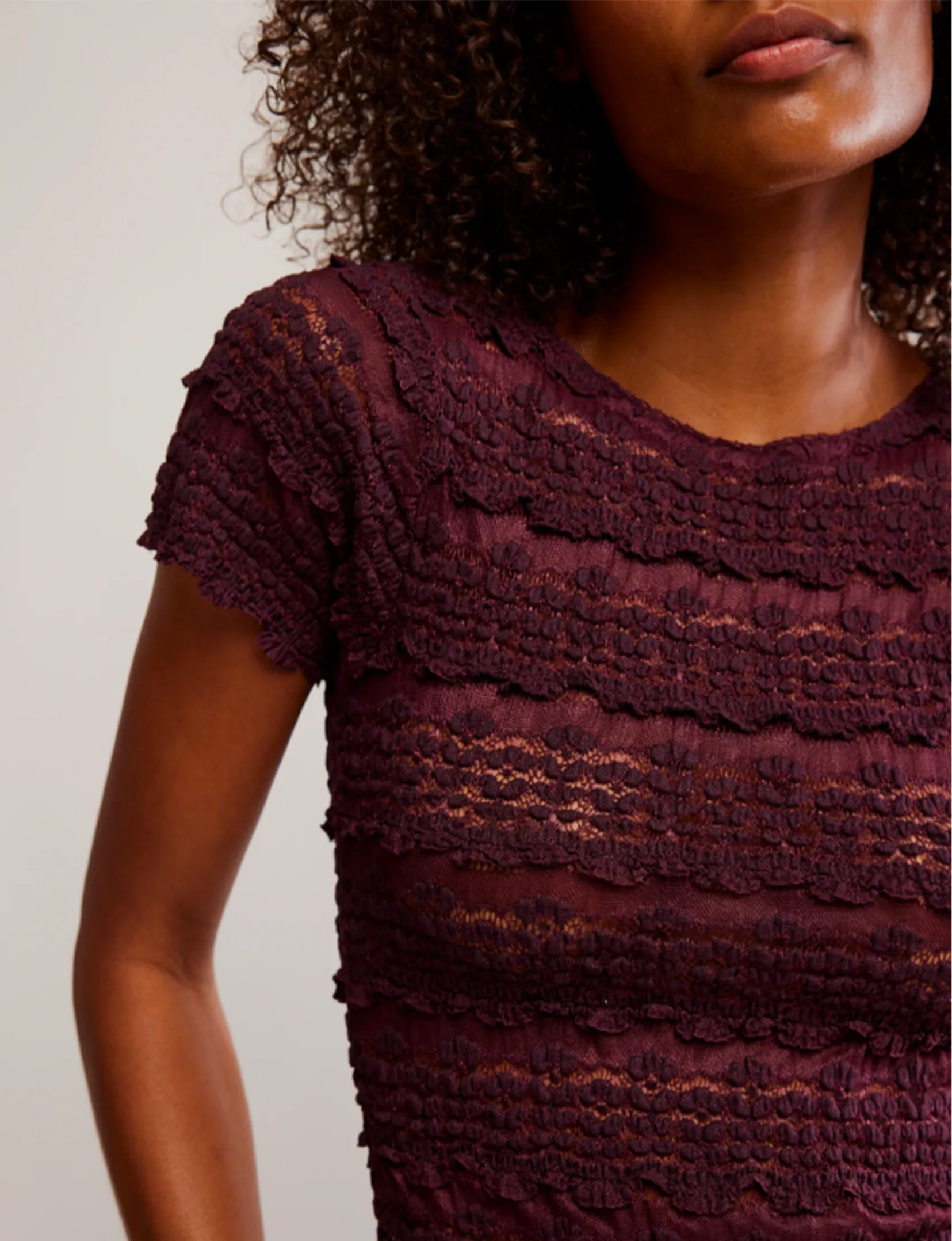 Trendy Top Angelina Lace Tee, Wine