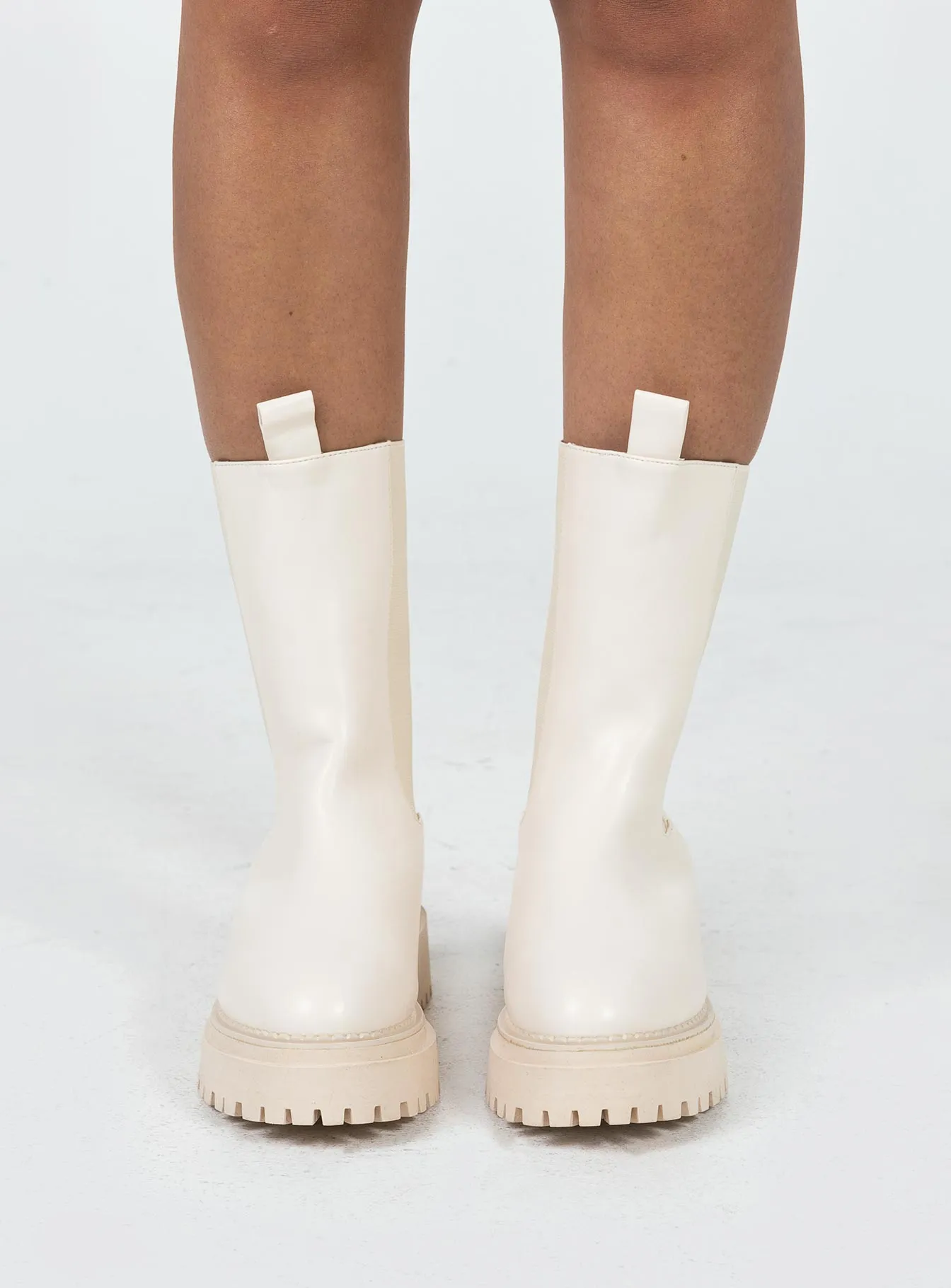 Bold Grip Travel Ready Baker Boots Vanilla