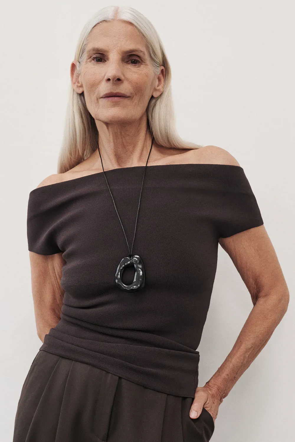 Temperature Regulating Lining ASTRID BURNT CHOC OFF SHOULDER KNIT TOP