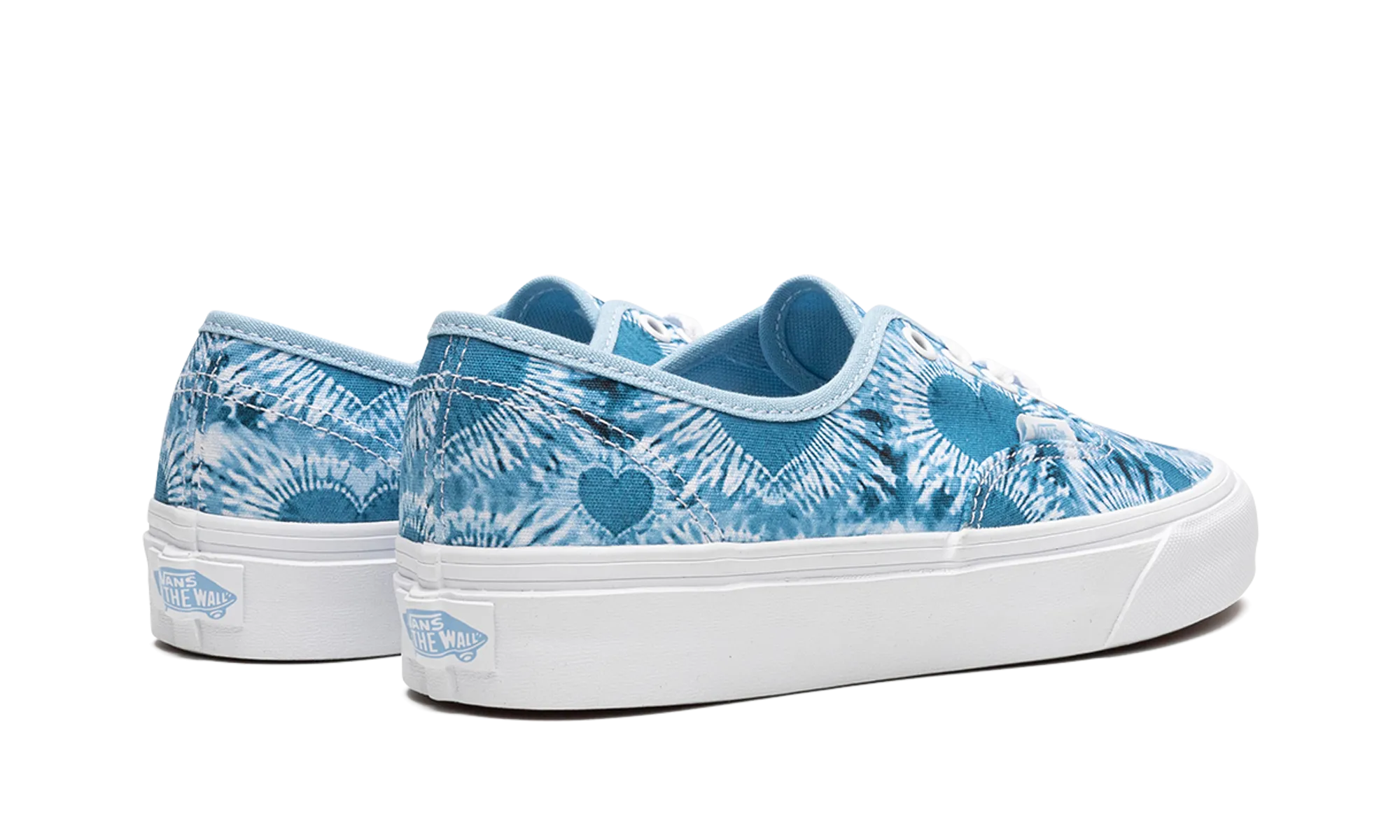Lightweight Design Port Run Authentic "Tie-Dye Hearts"