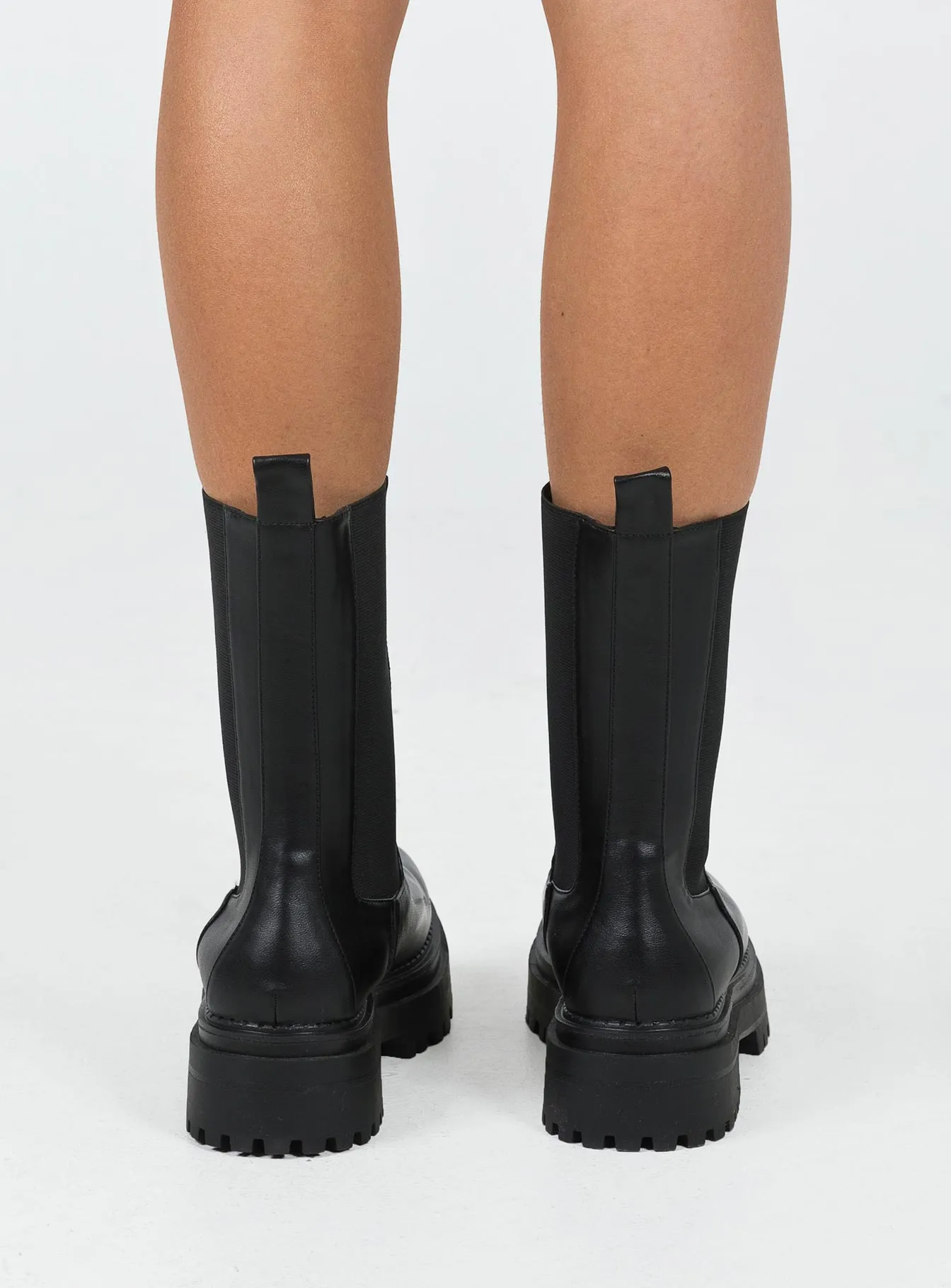 Fast Motion Baker Boots Black