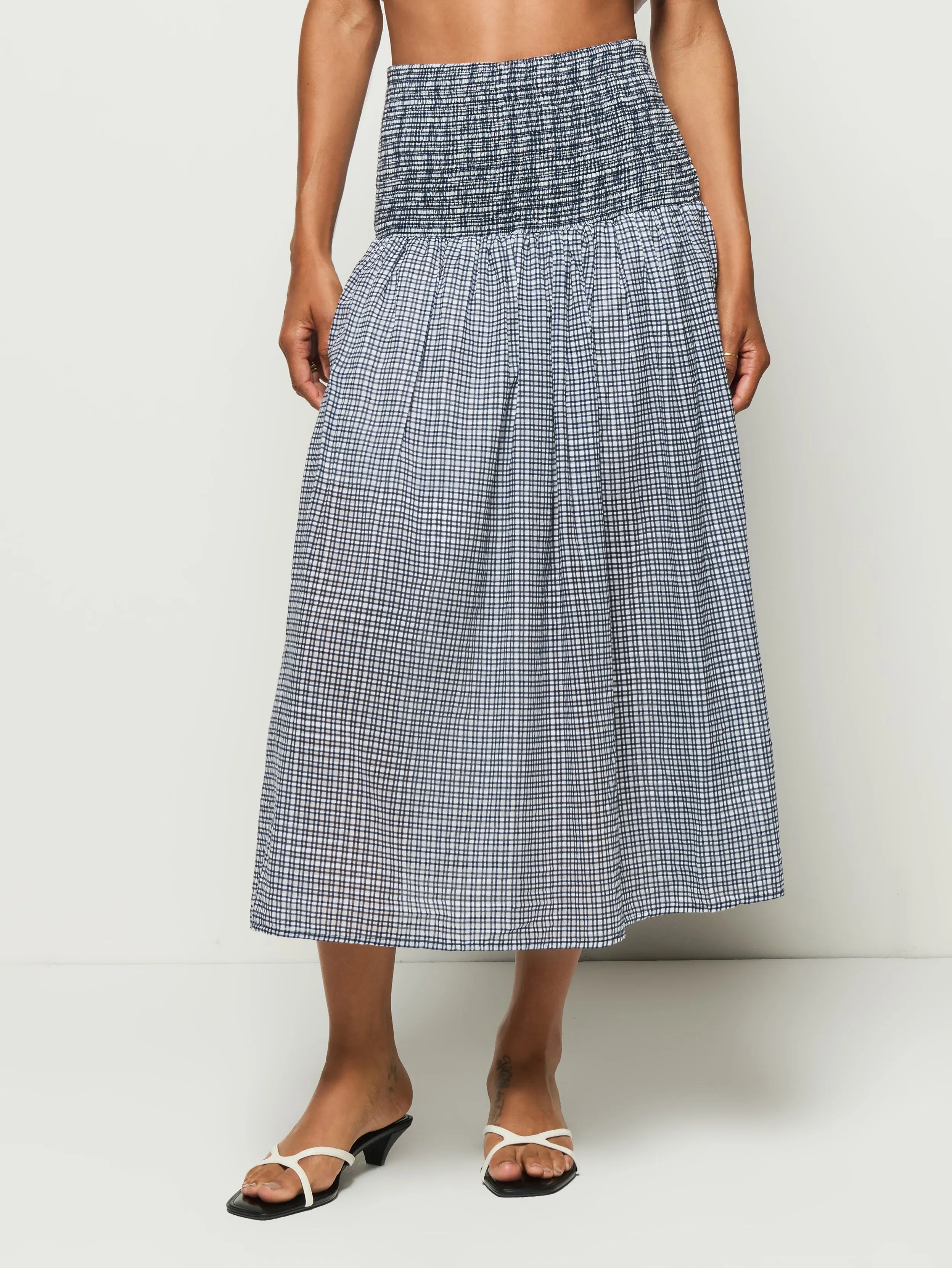 Aesthetic Fit Summer Midi Skirt