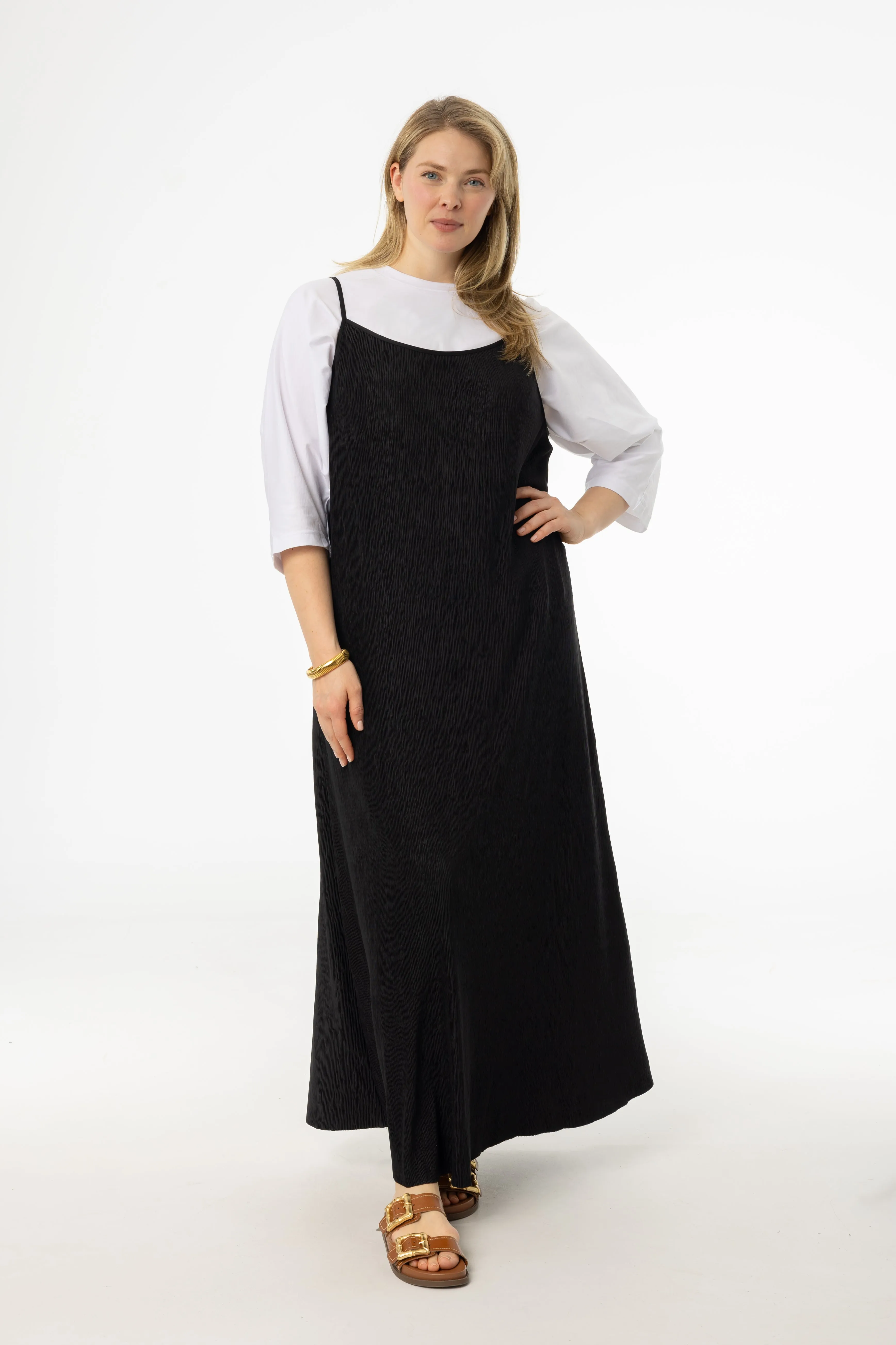 Black Accordion Jumper Layering Comfort