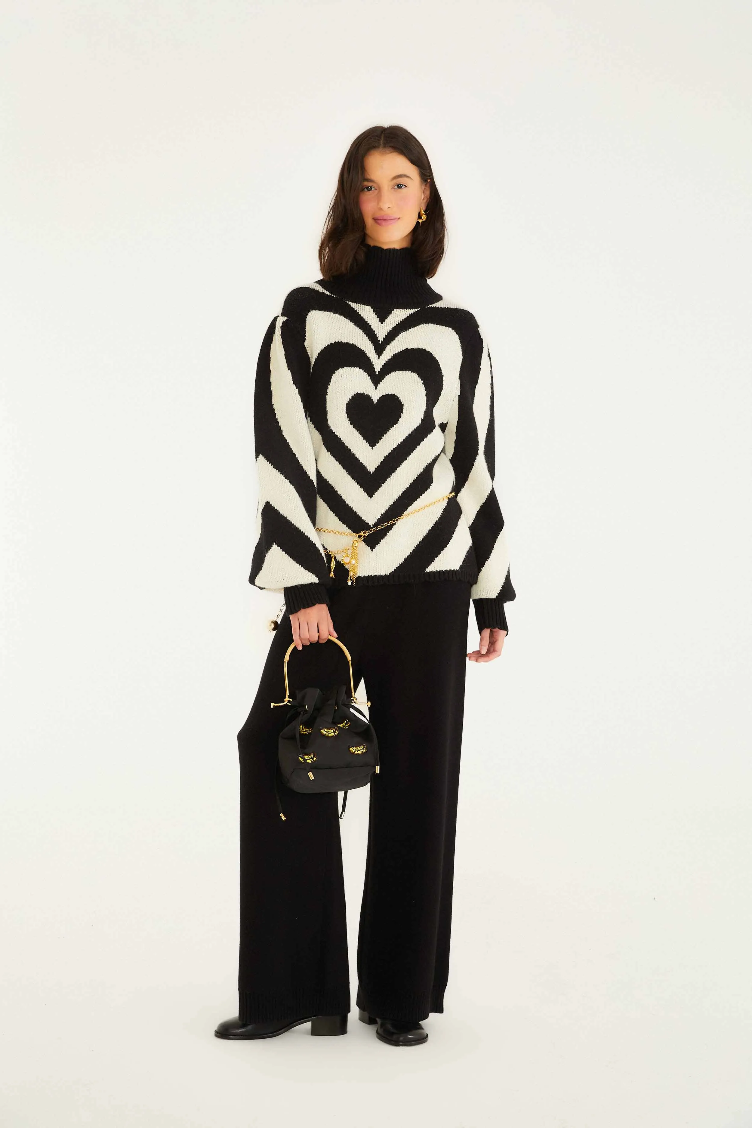 Compact Weave Black And White Heart Gradient Knit Sweater