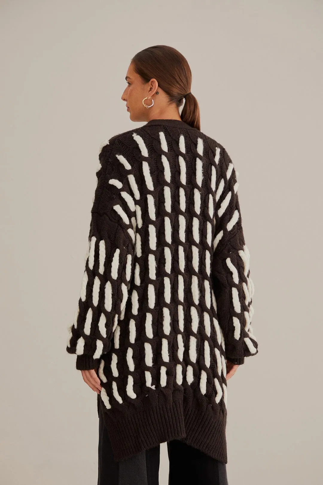 Lightweight Fabric Inner Layer Black And White Textured Knit Cardigan