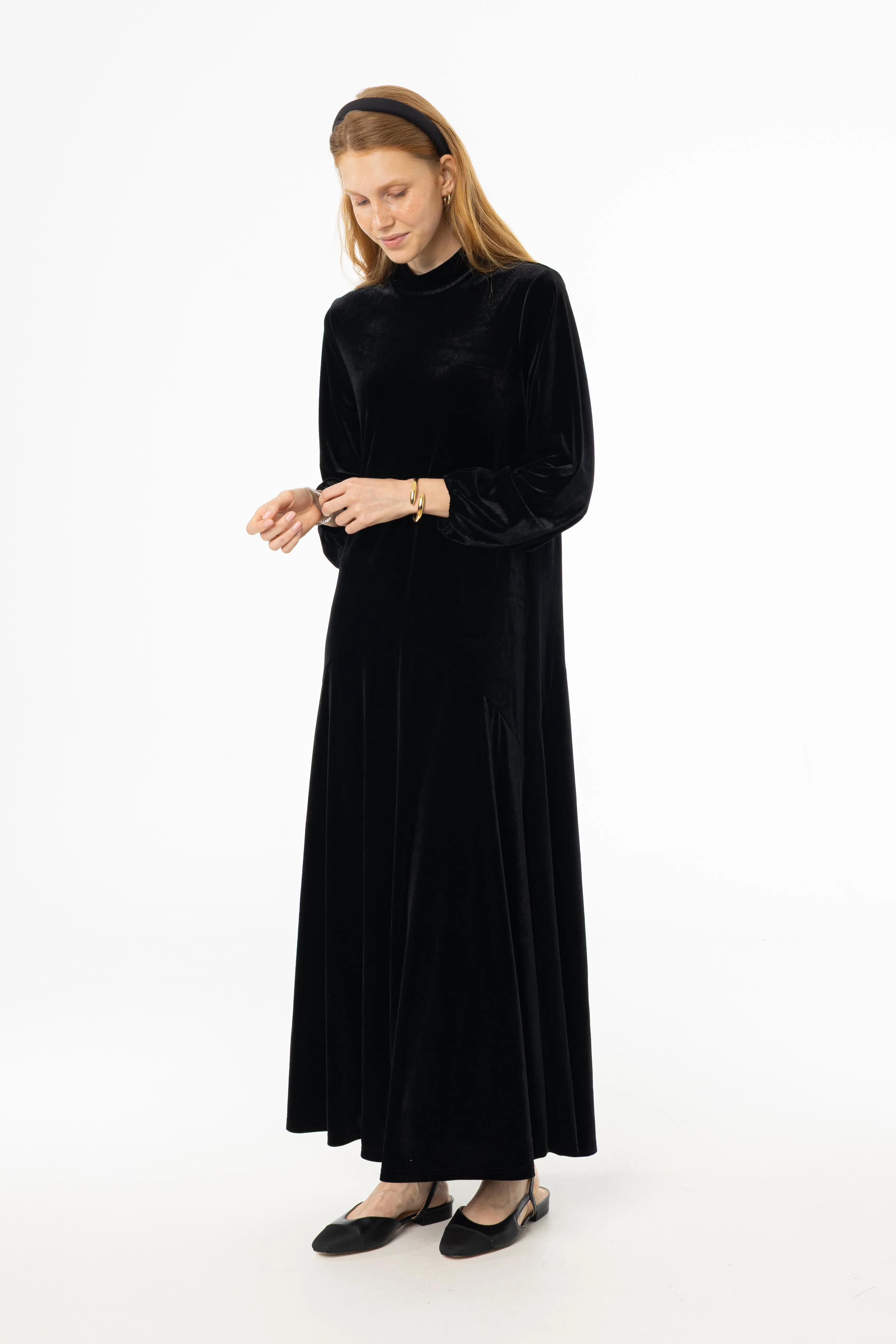 Black Flared Hem Velvet Maxi Dress Trend Appeal Tulle Flow