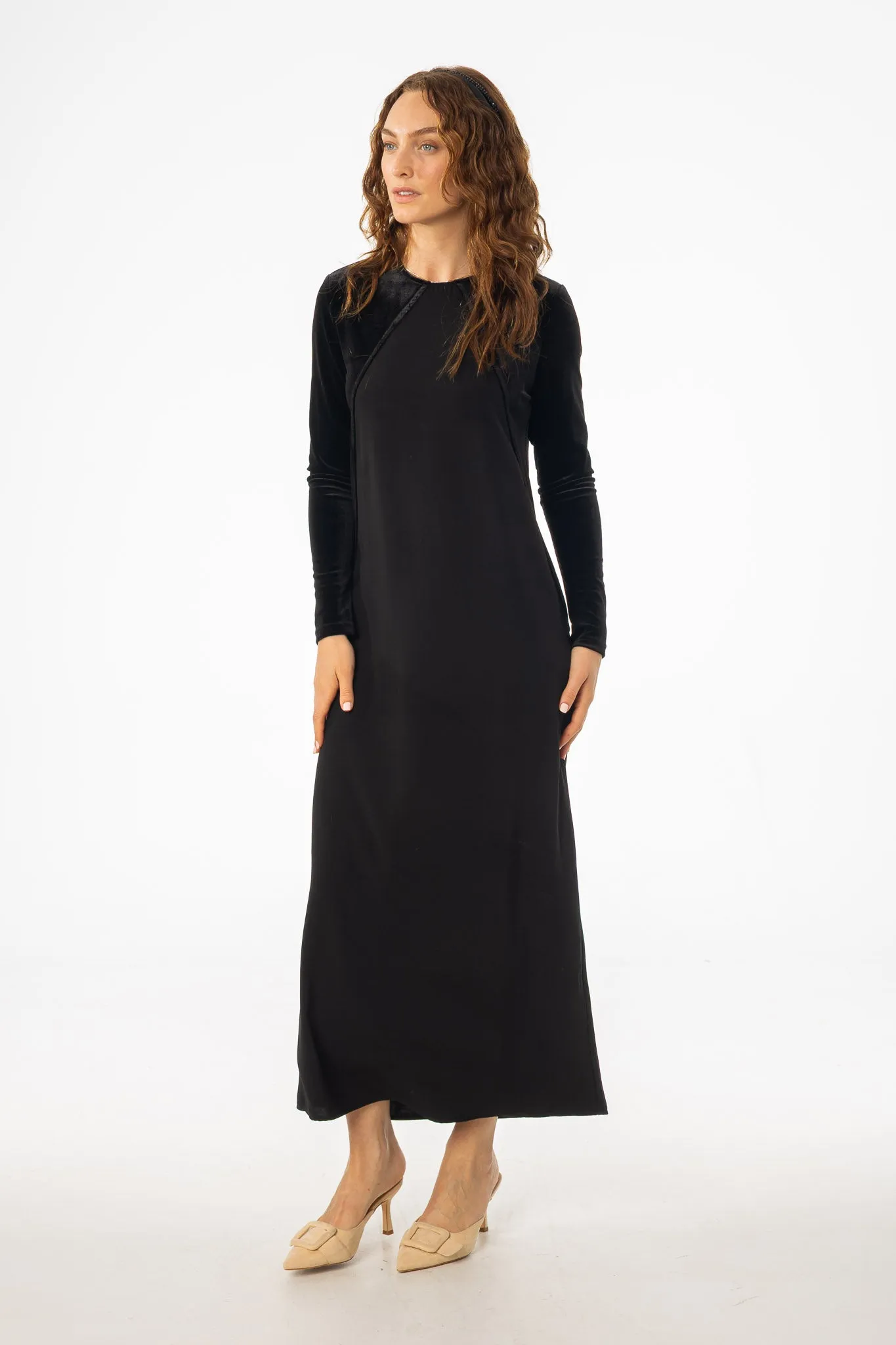 Anniversary-Event Sharp Design Black Mixed Fabric Maxi Dress