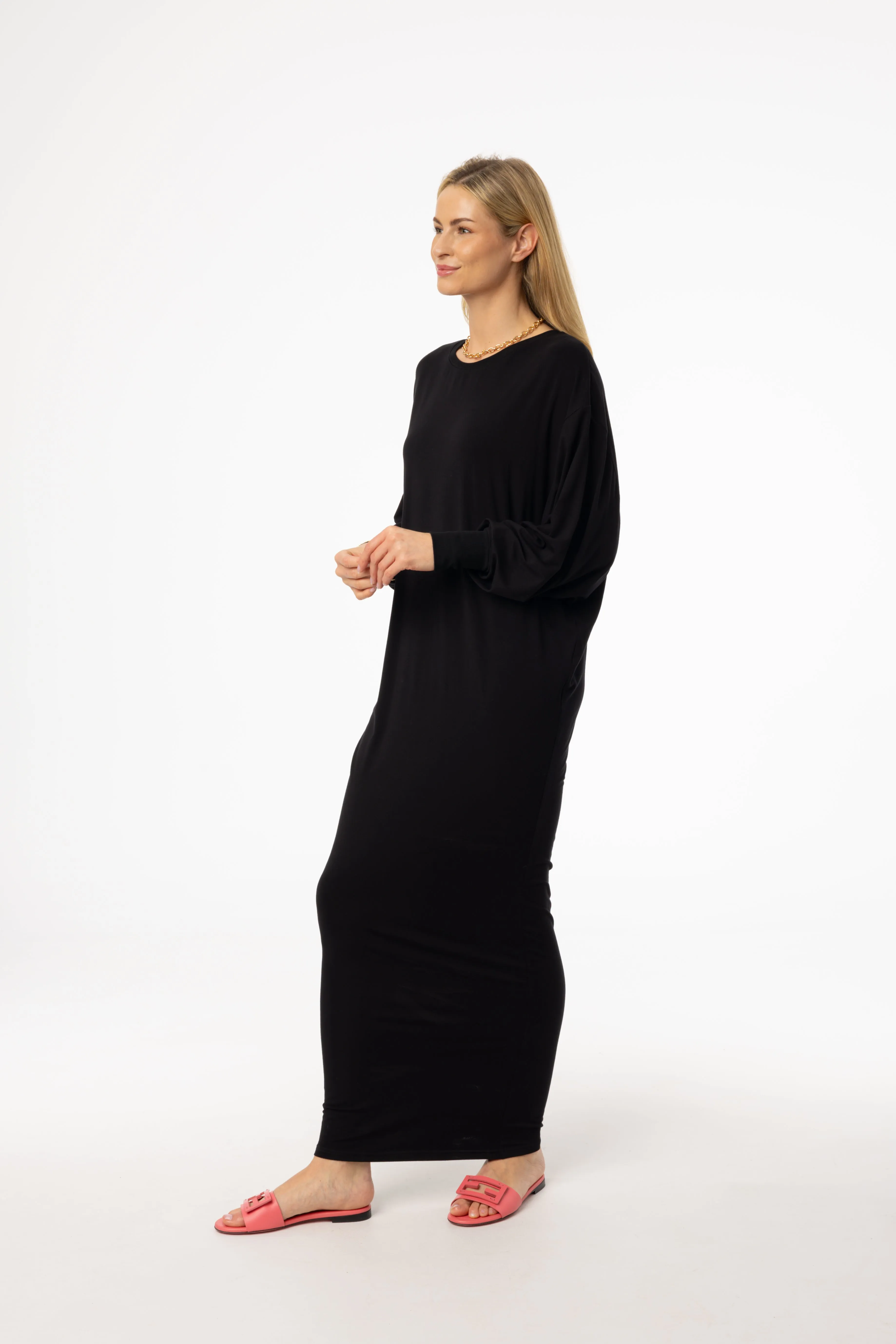 Fine Texture Breathable Wearable Black Oversized Dolman Sleeve Maxi Dress