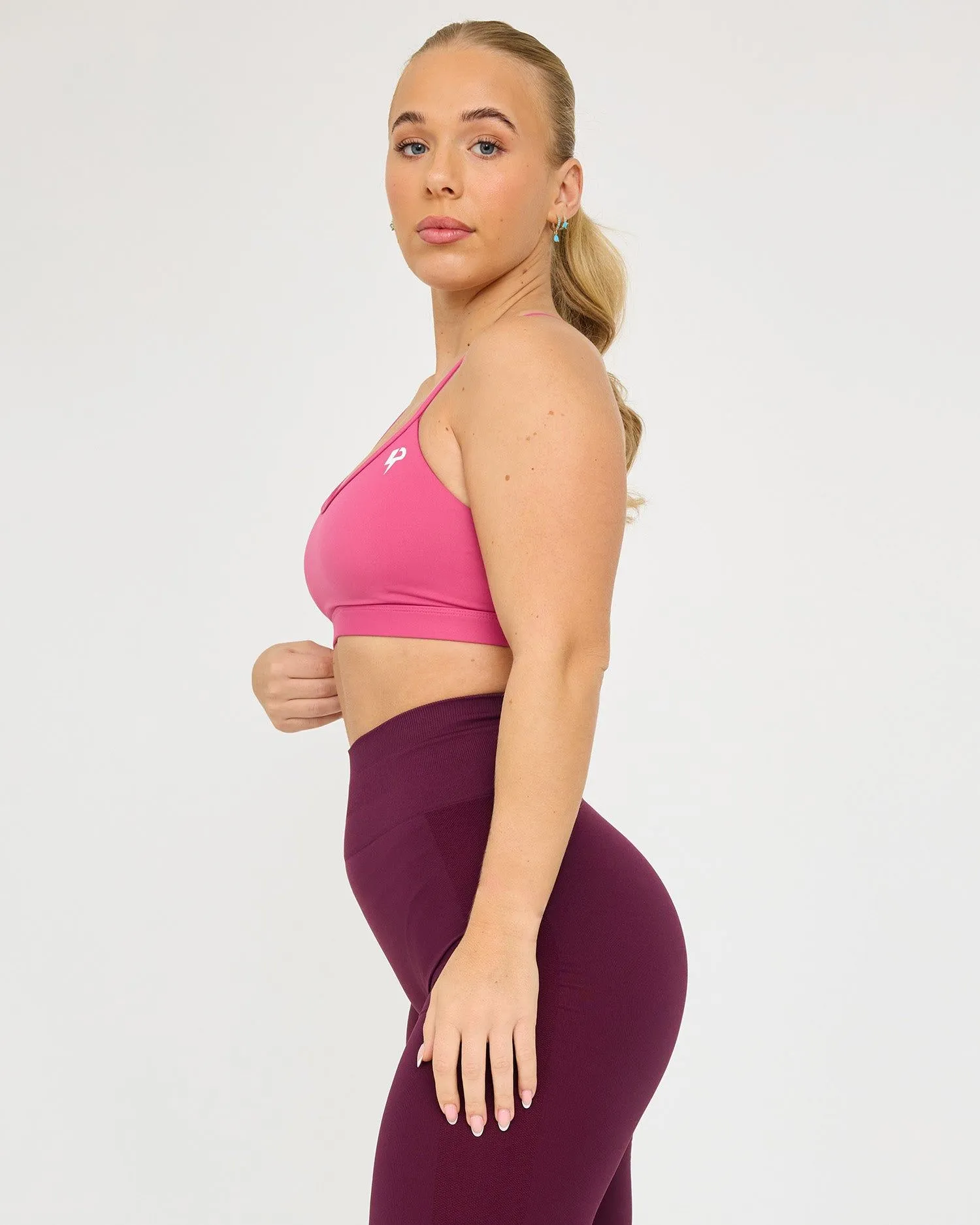 Lightweight Cup Evolve Classic Sports Bra