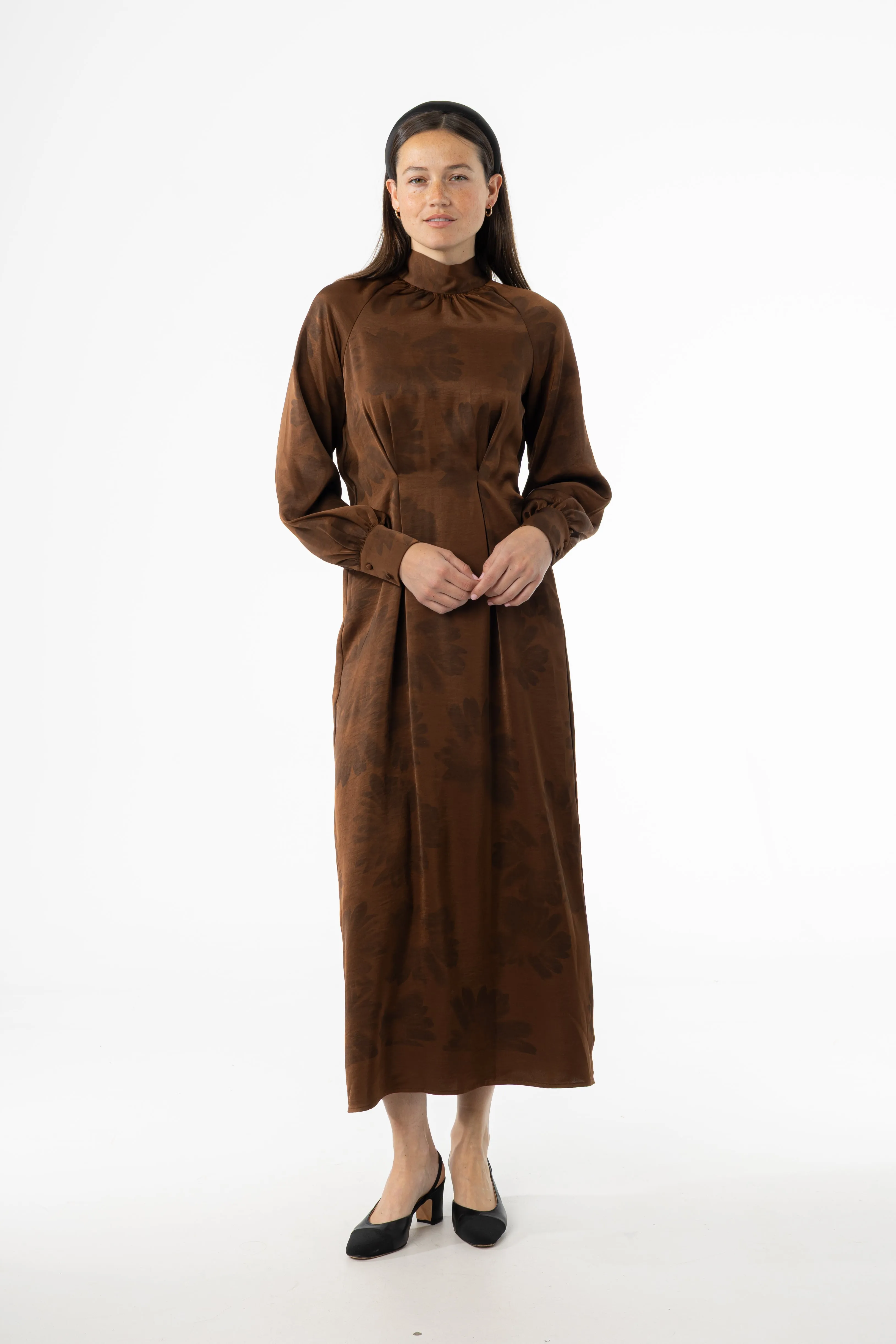 Short Sleeve Brown Floral Printed Tie Neck Dress