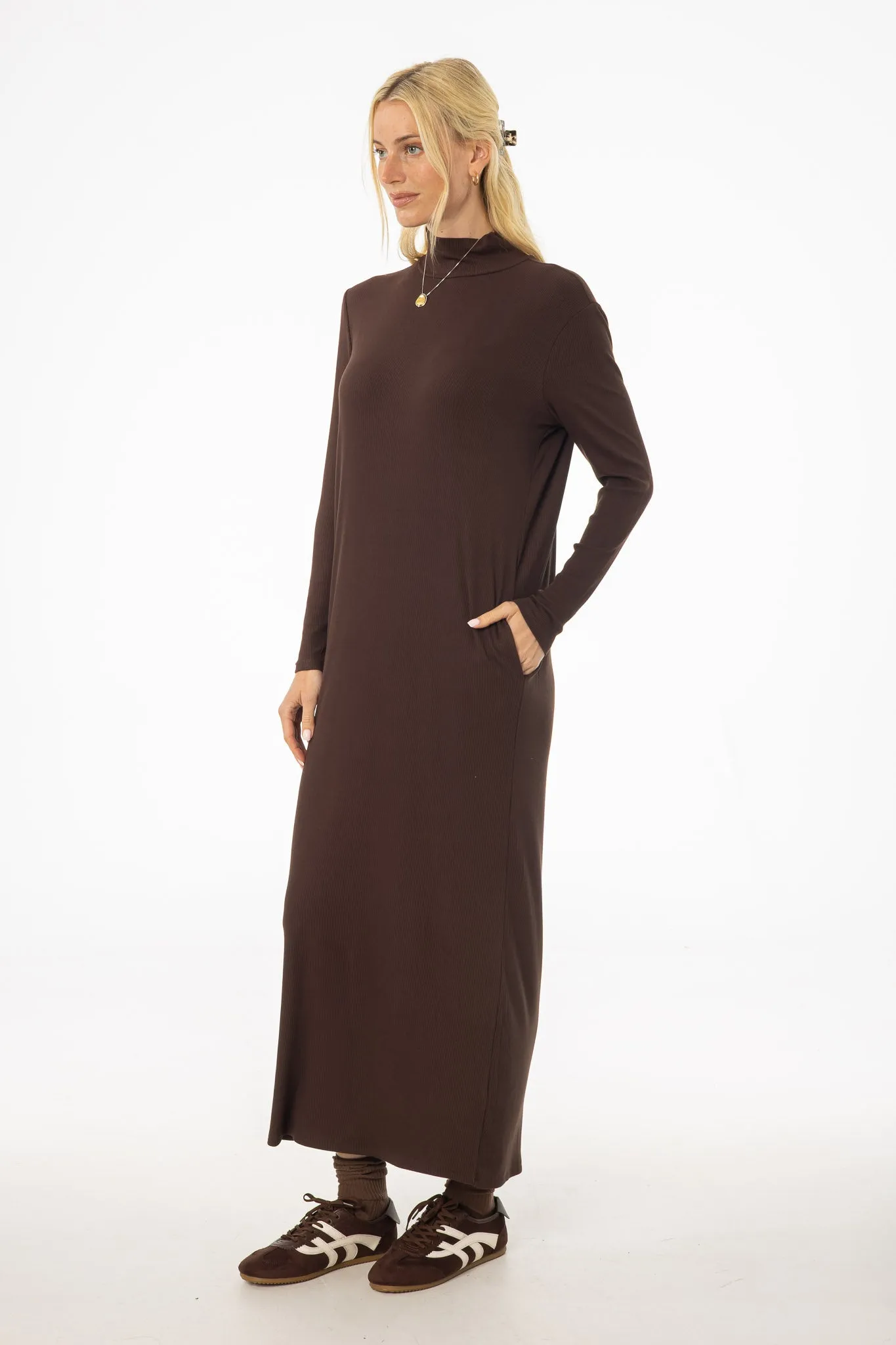 Polished Form A Line Cut Brown Turtleneck Basic Maxi