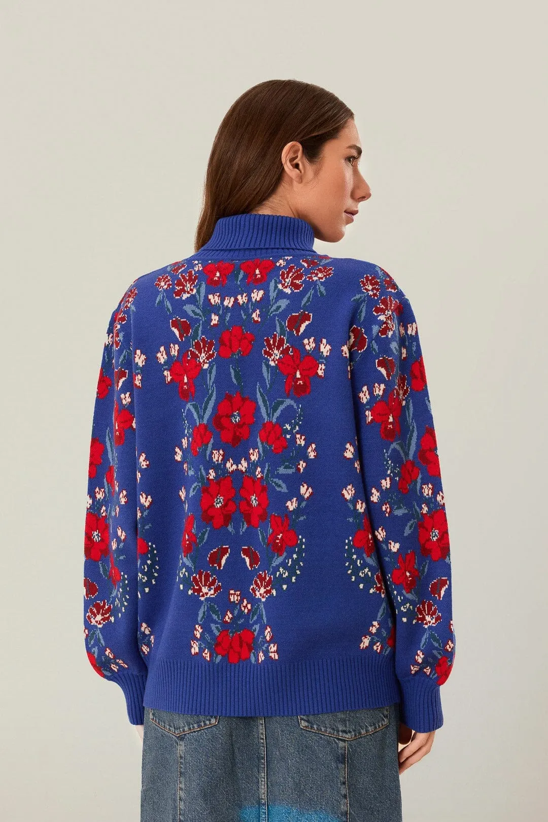 Weekend Style Butterflower Knit Sweater