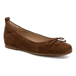 Cadence Bow Metatarsal ventilation channels