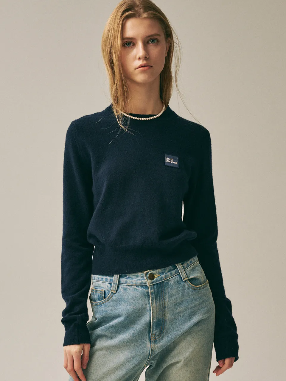 Versatile Comforted Ready To Go CASHMERE BLENDED ROUND NECK SQUARE LOGO_NAVY