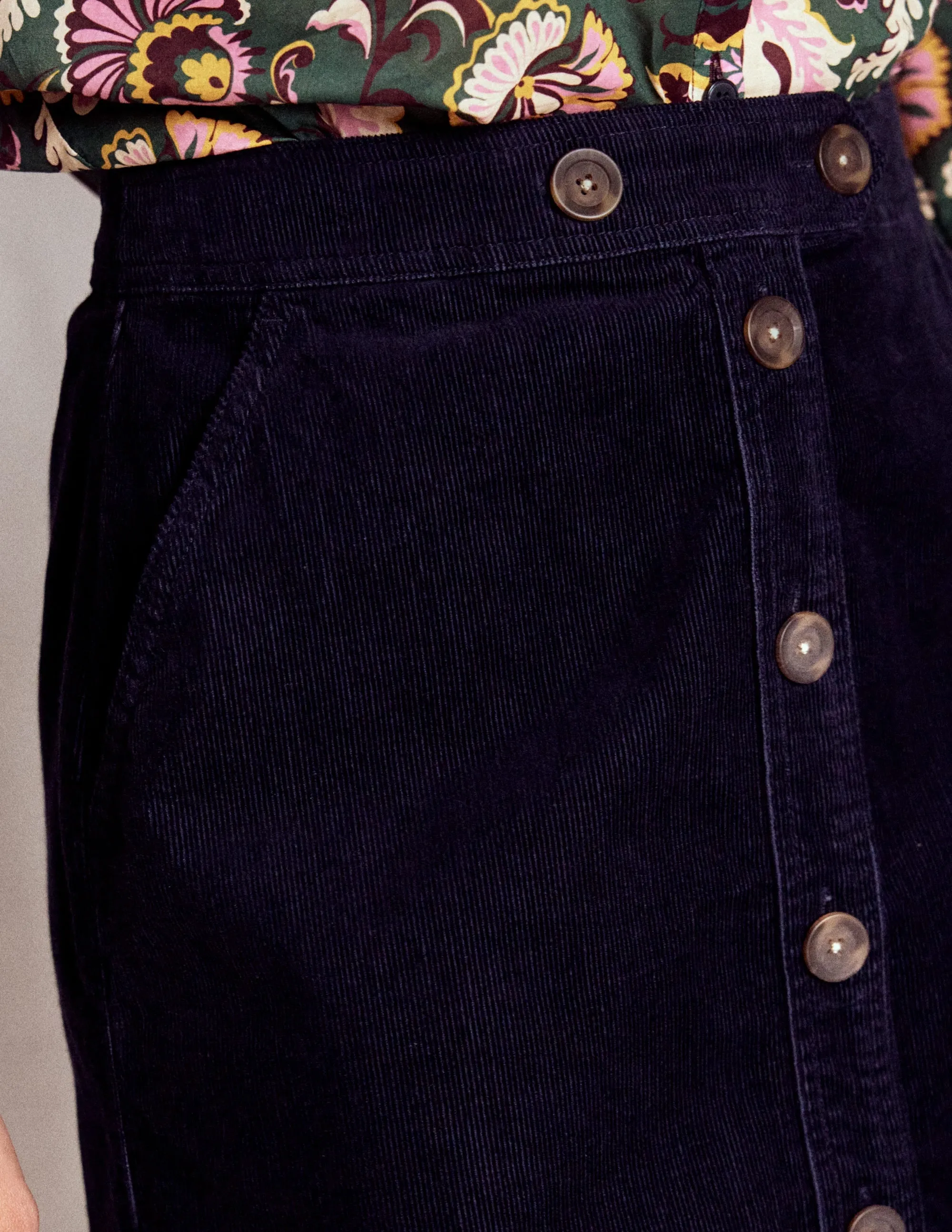 Vibrant Flow Cecelia Cord Skirt-Navy