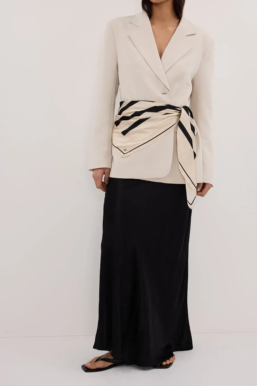 Split hem Urban Style CHARLI BLACK SATIN MAXI SKIRT