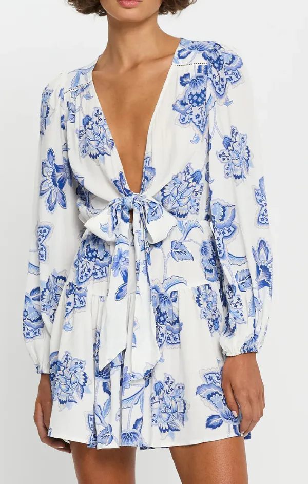 Trendy Design Office Classic Chiara Tie Front Mini Dress