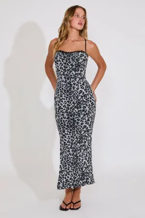 Relaxed Layer flowy style X STRAP LEOPARD MESH PRINT MIDI DRESS