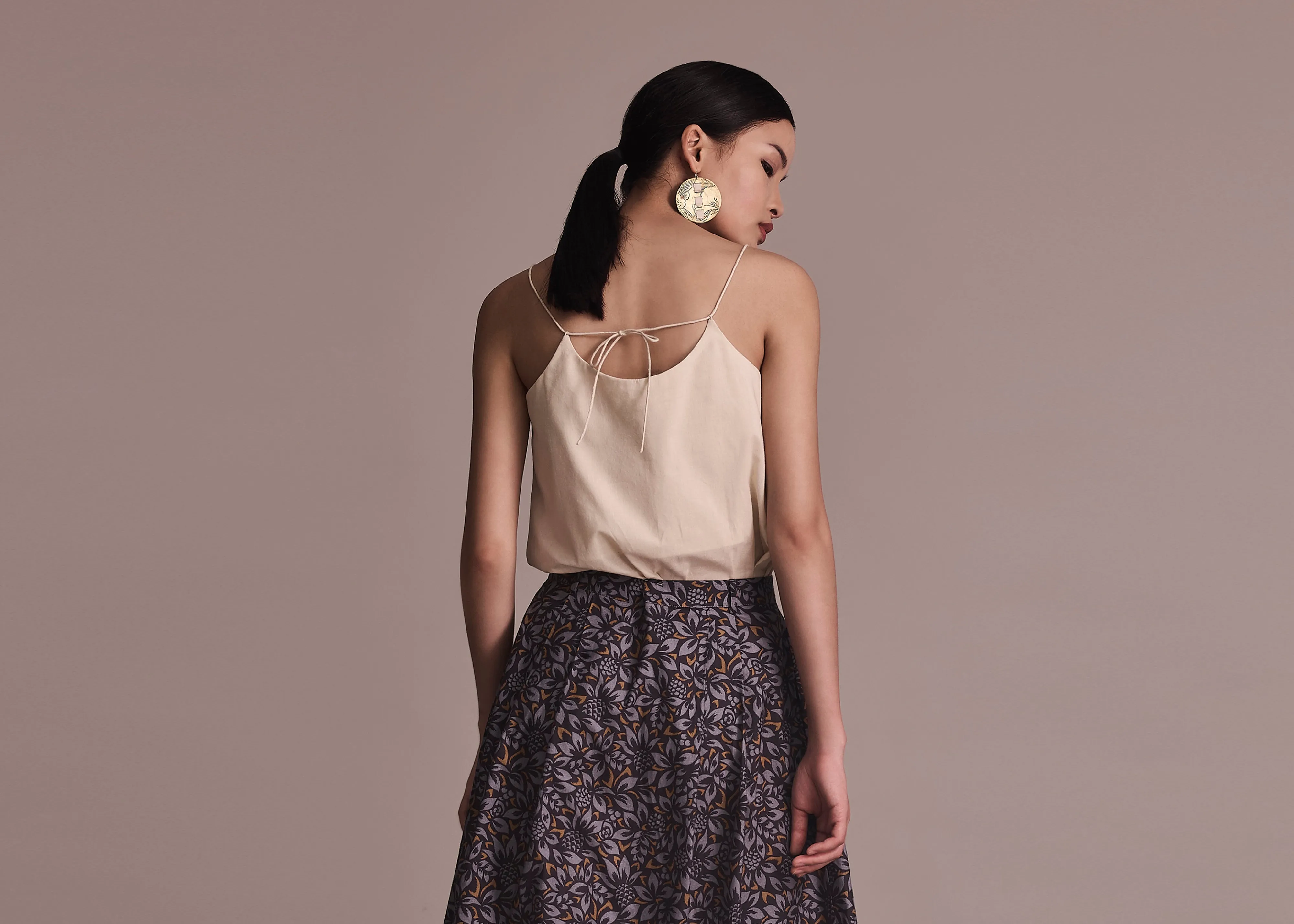 CLEMATIS - SAND Cozy Sweater Silk Glow