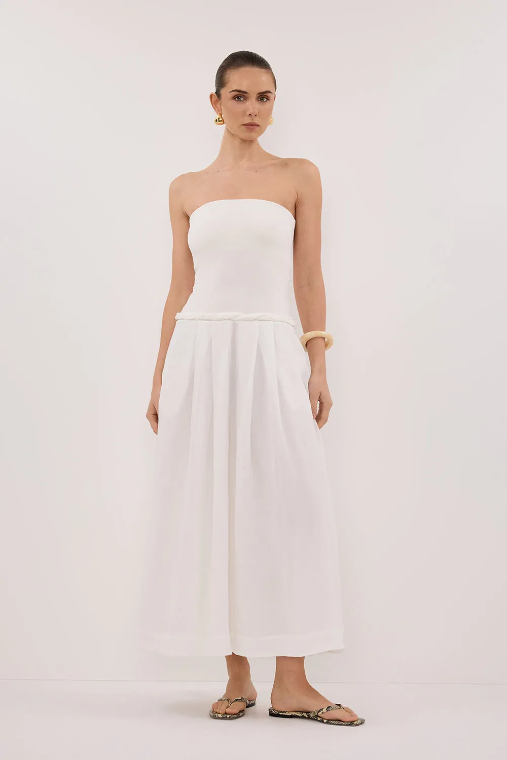 COCO WHITE STRAPLESS HYRBID MIDI DRESS Mid layer