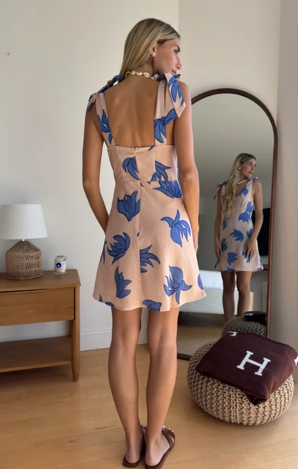 Timeless Touch Warm Base Ariel Tie Strap Mini