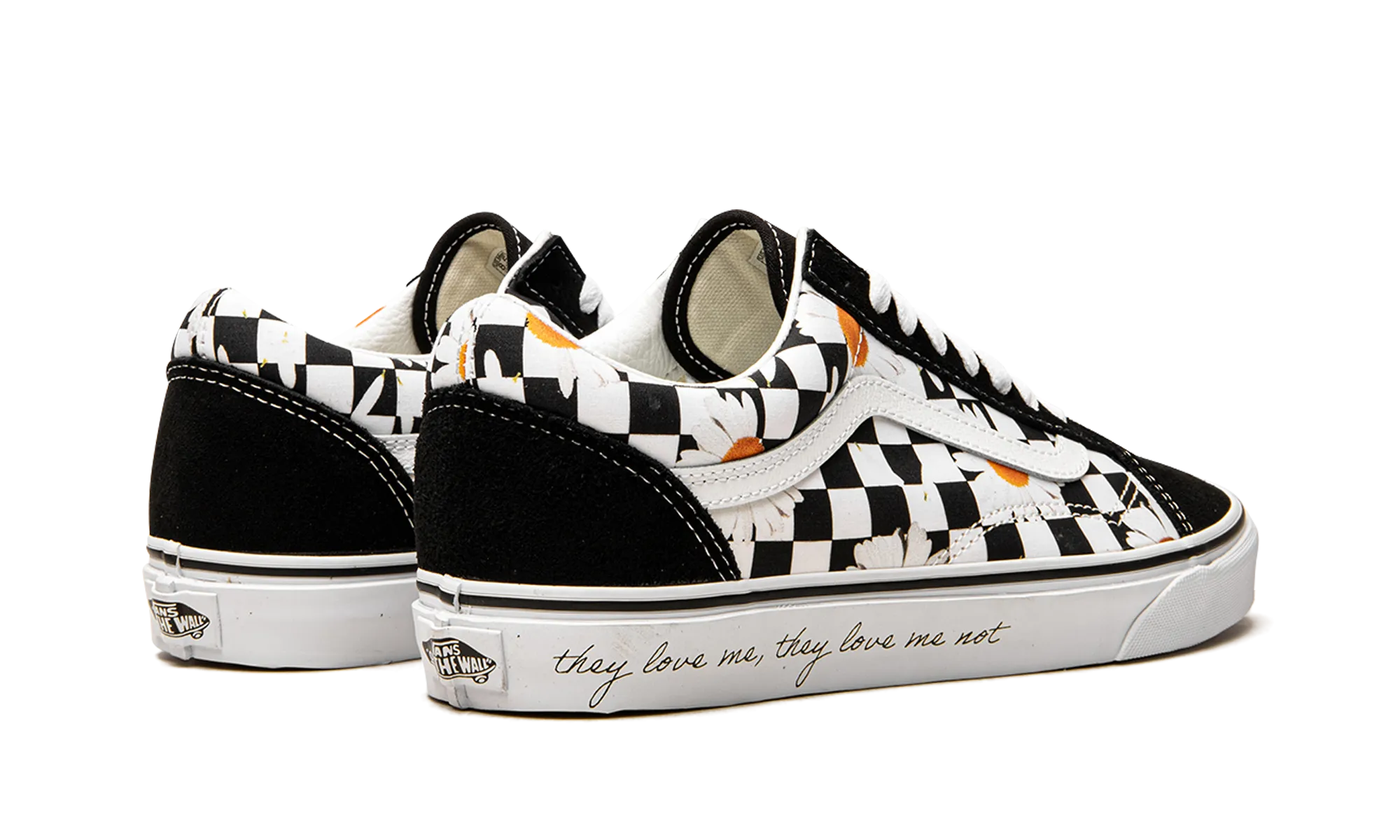 Wear Light Old Skool "Love Me Love Me Not"