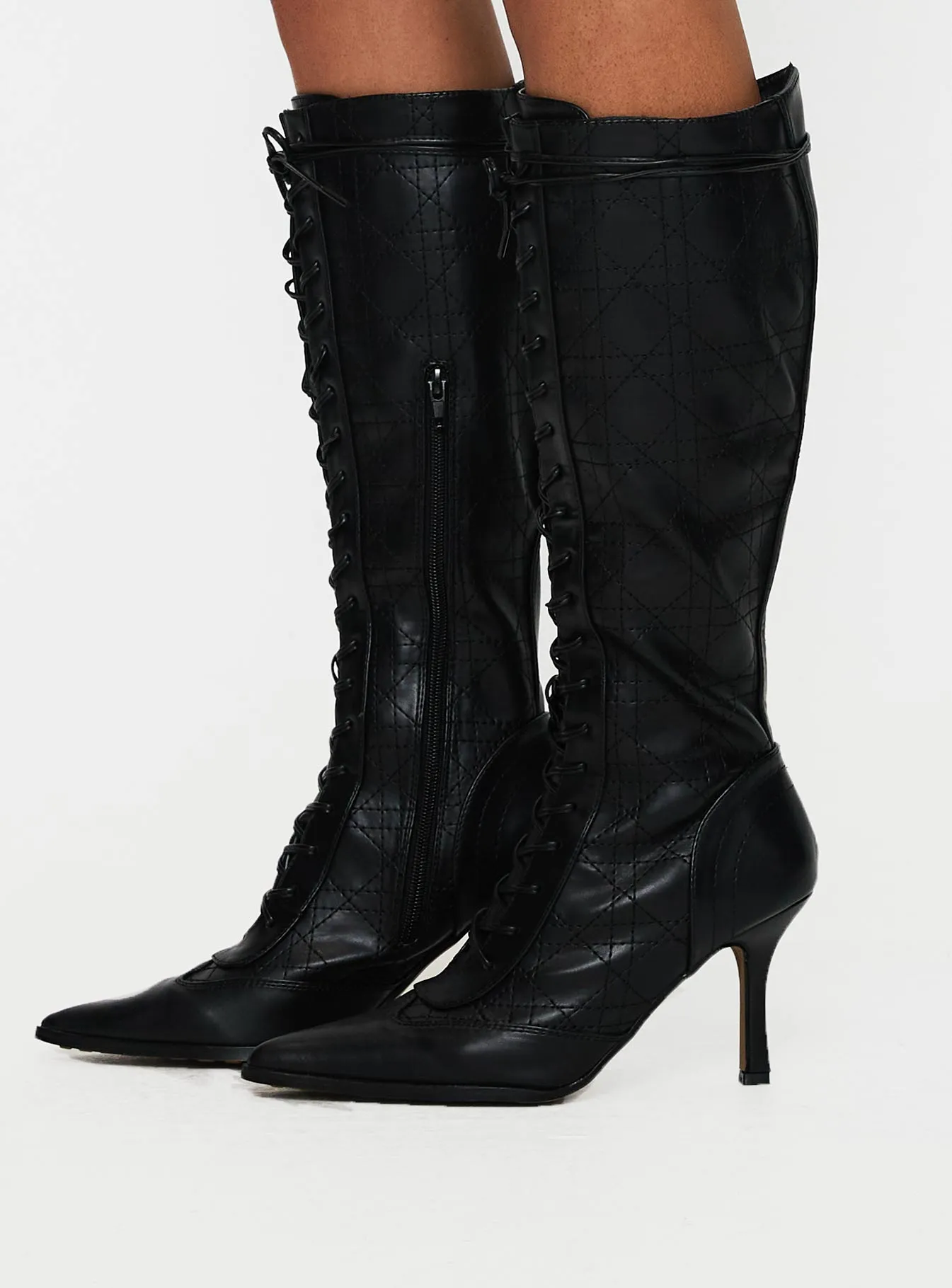 Creator Knee High Lace-Up Boots Black hard sole