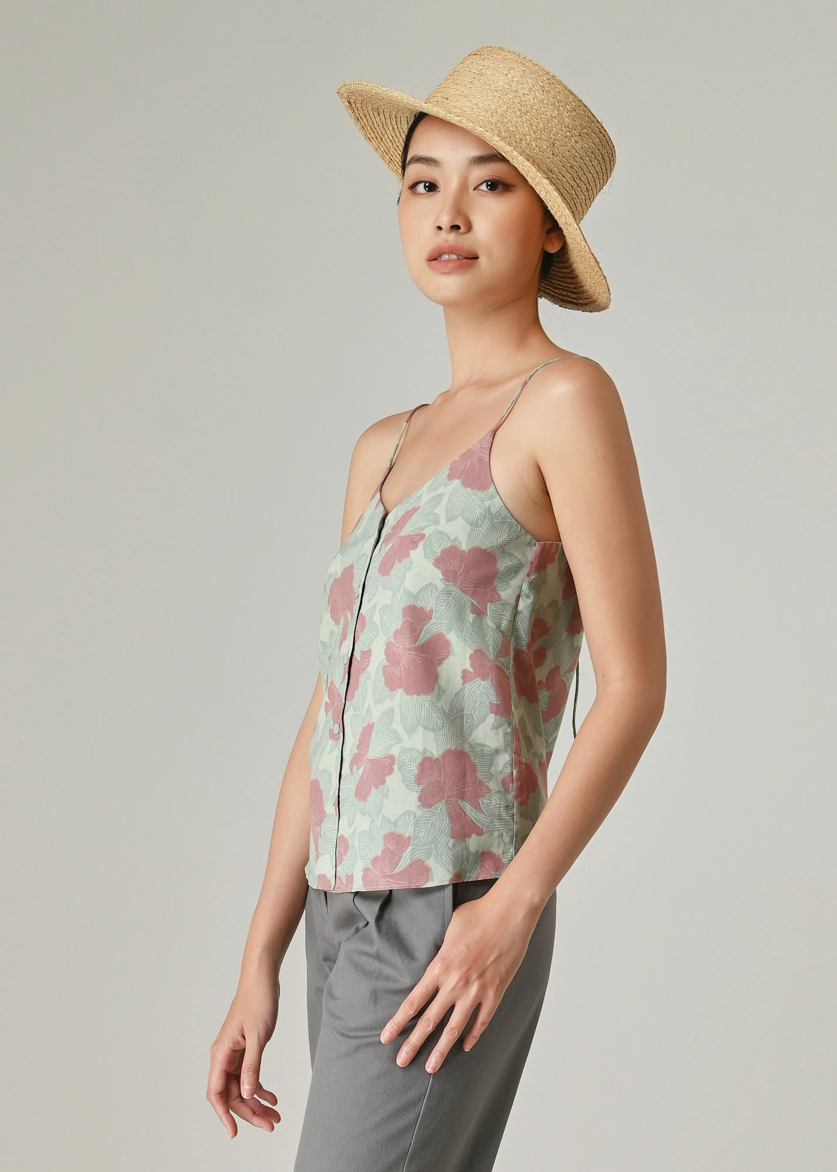 Body Free Island Vibe CLEMATIS - HIDDEN GARDEN LICHEN