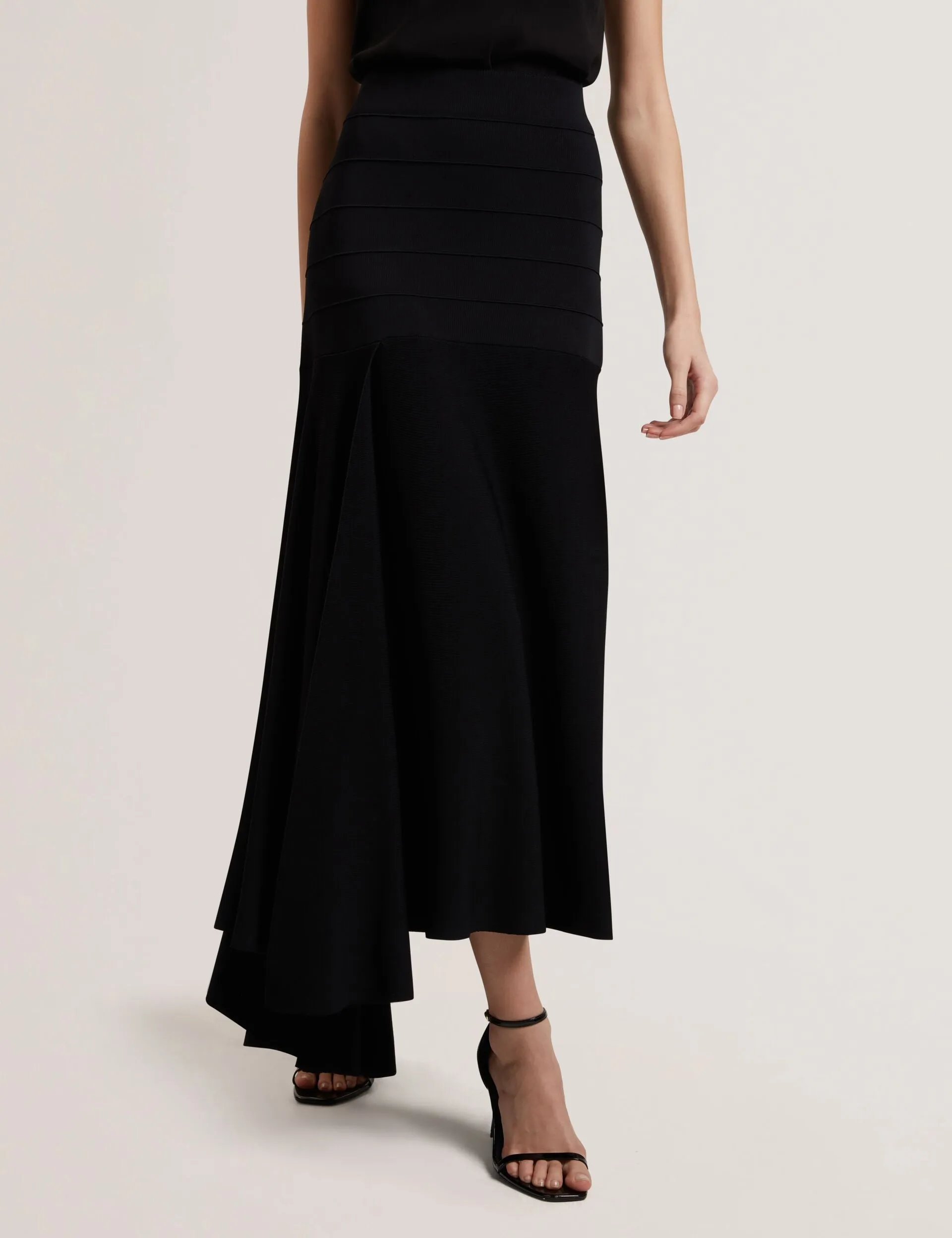 Delicate Texture LAURRIE | BLACK