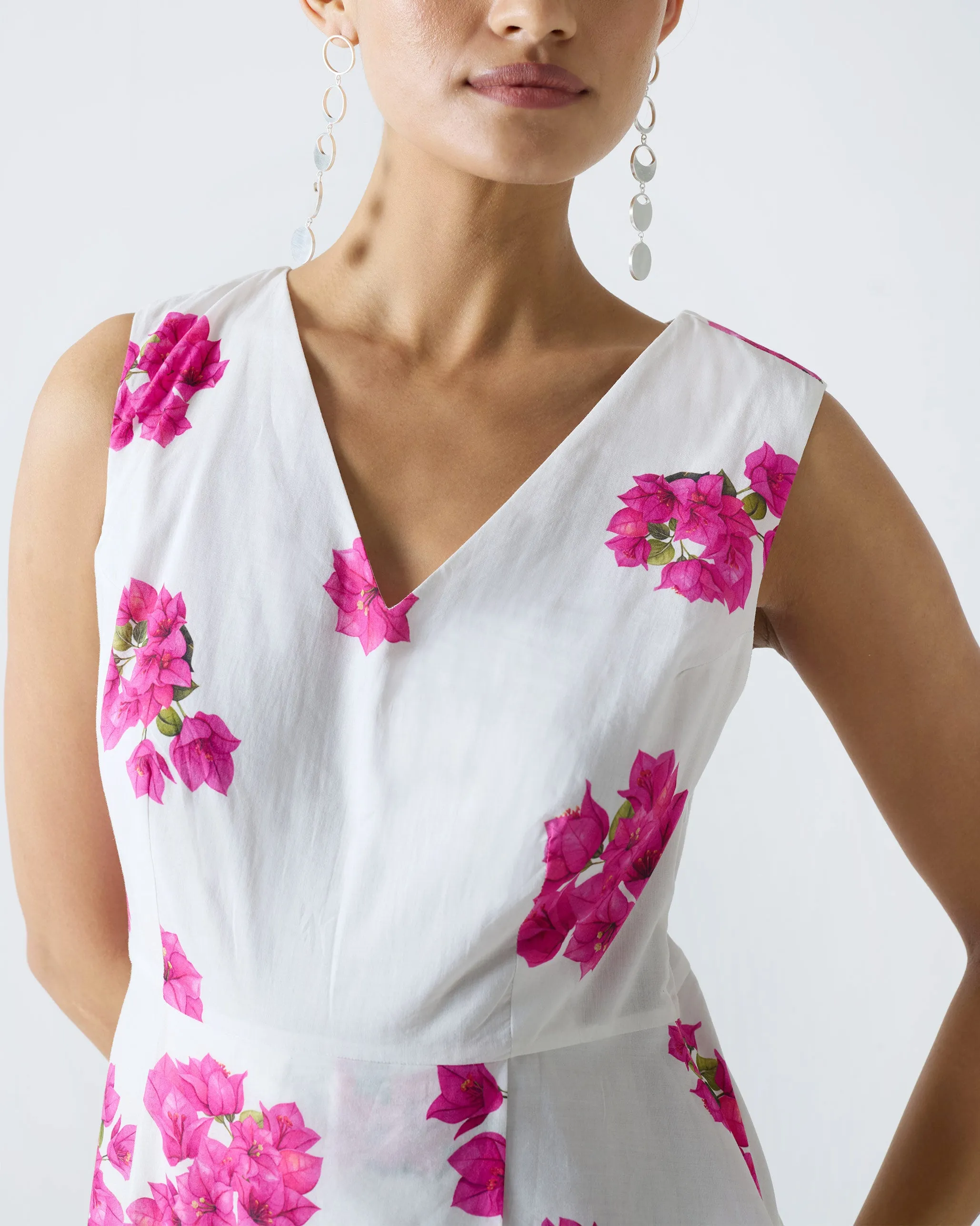 Ceylon Layered Dress - White & Fuchsia Print Chic beachwear dress