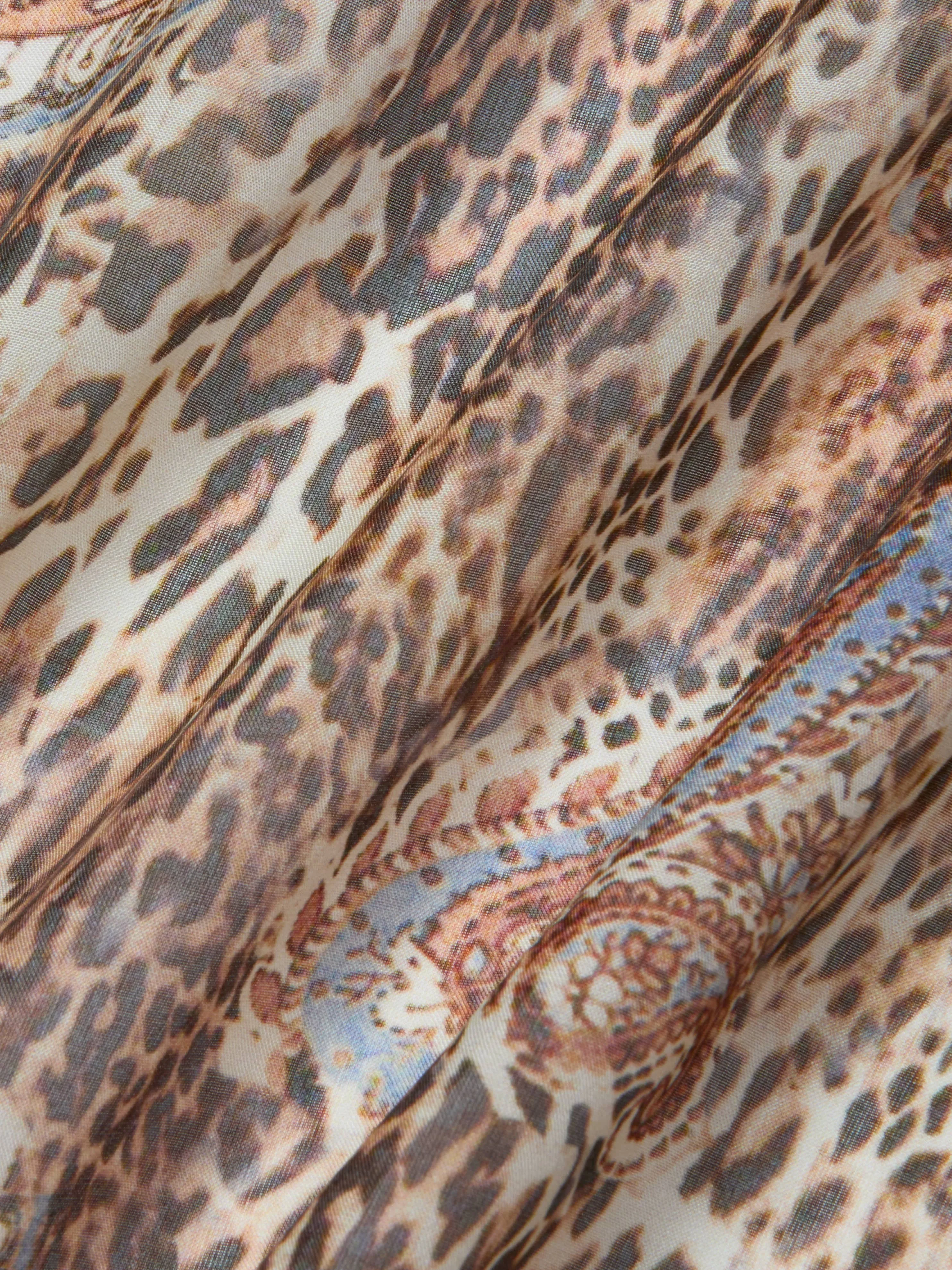 Elegant Motion Formal dinner wear Viola Silk Gown