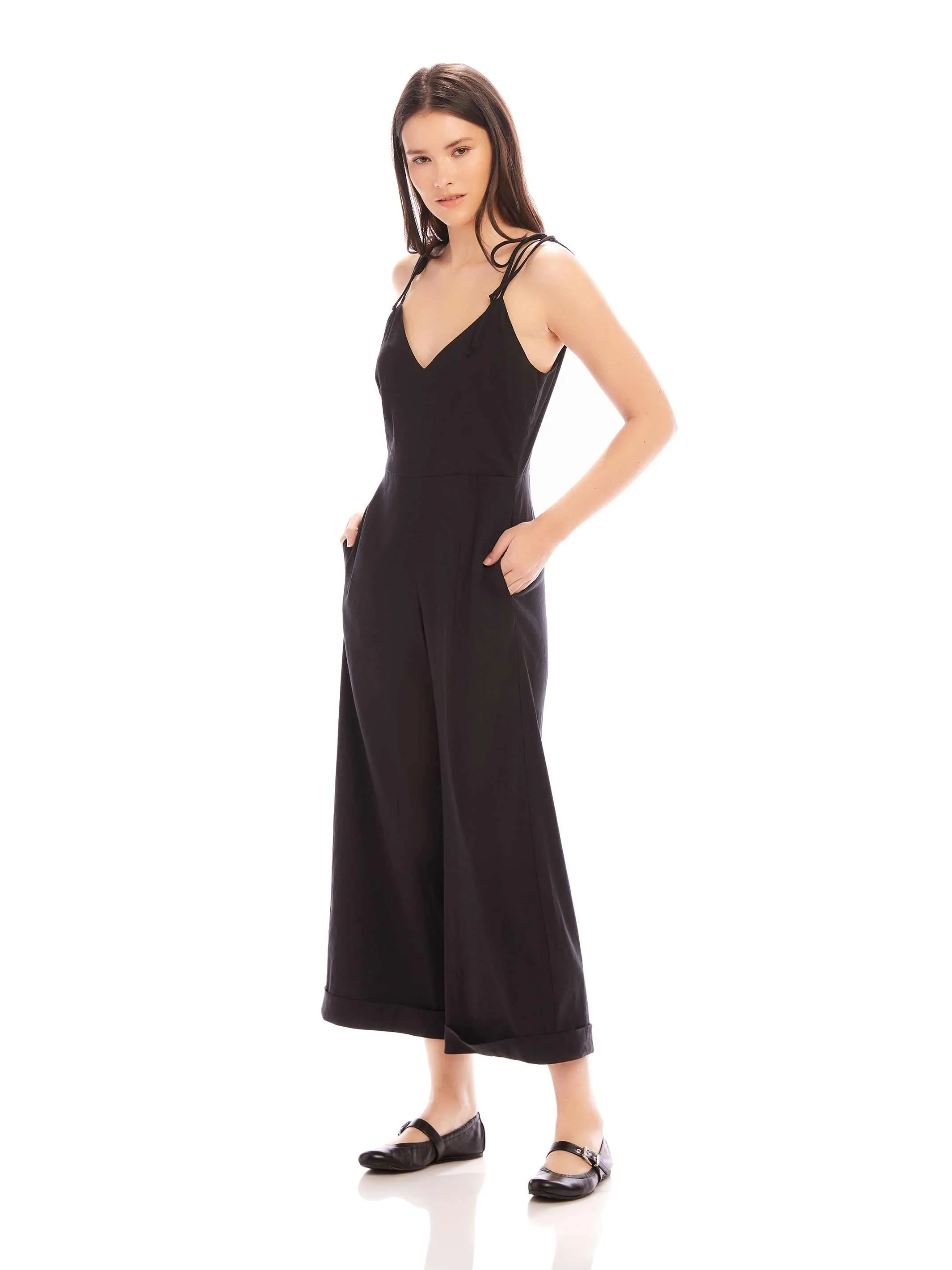 Refined Finish Relax Mode Dana Cropped Jumpsuit