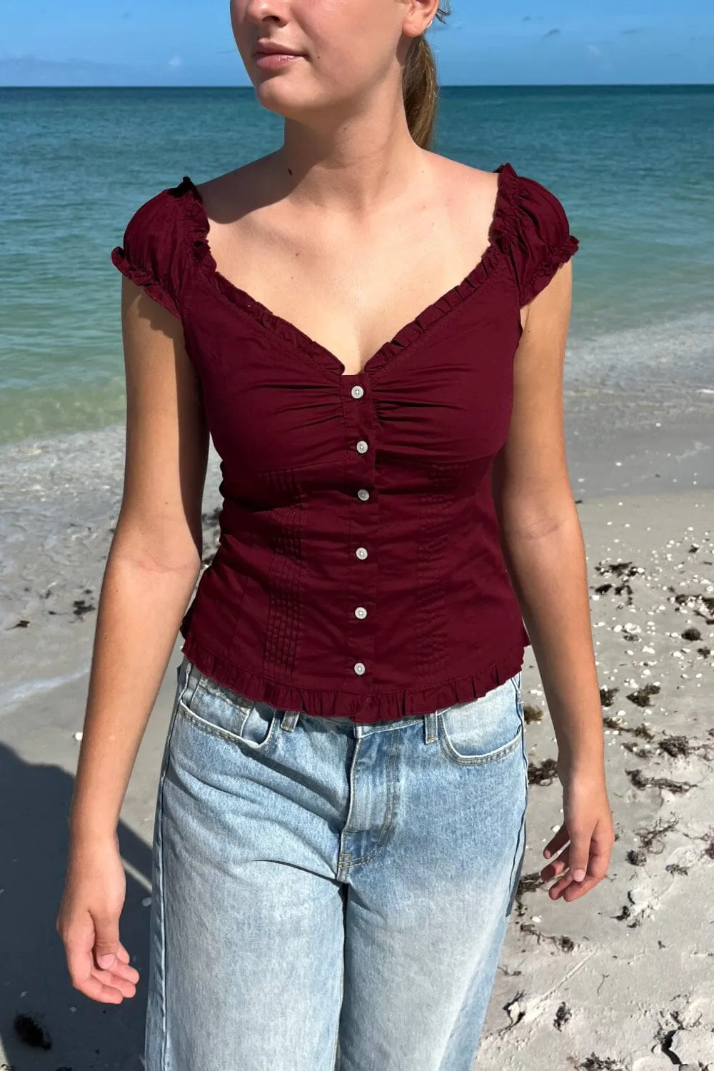 Breezy Fit Model Edge Elena Top