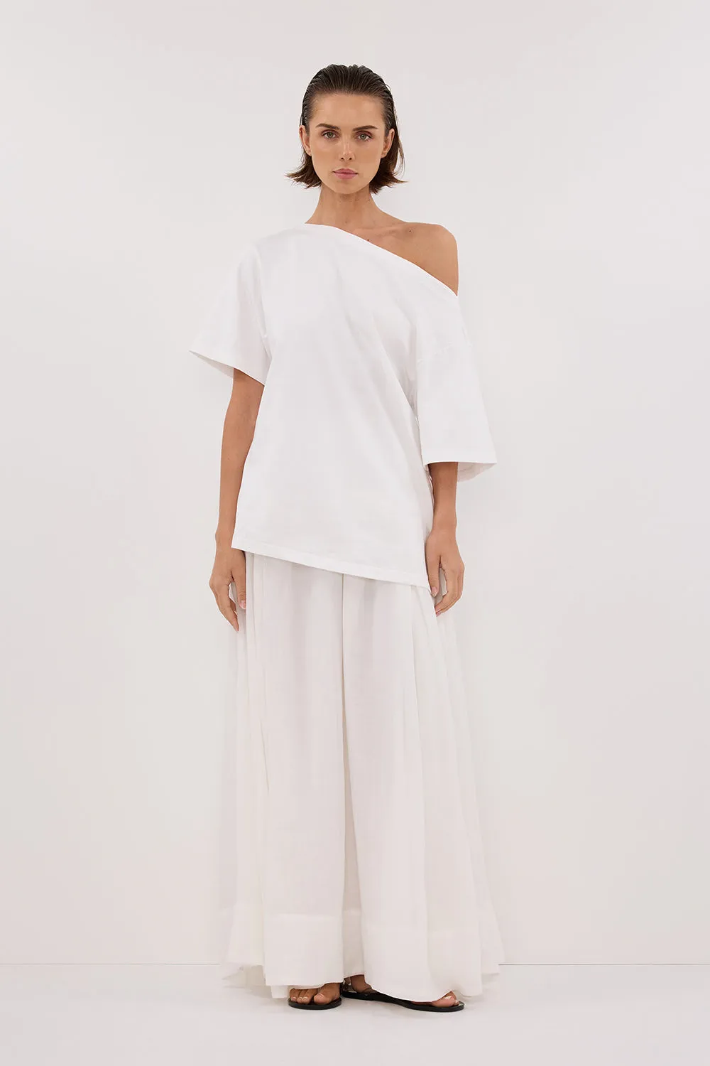 MultiDirectional Stretch ESME WHITE ASYM BOAT NECK TEE