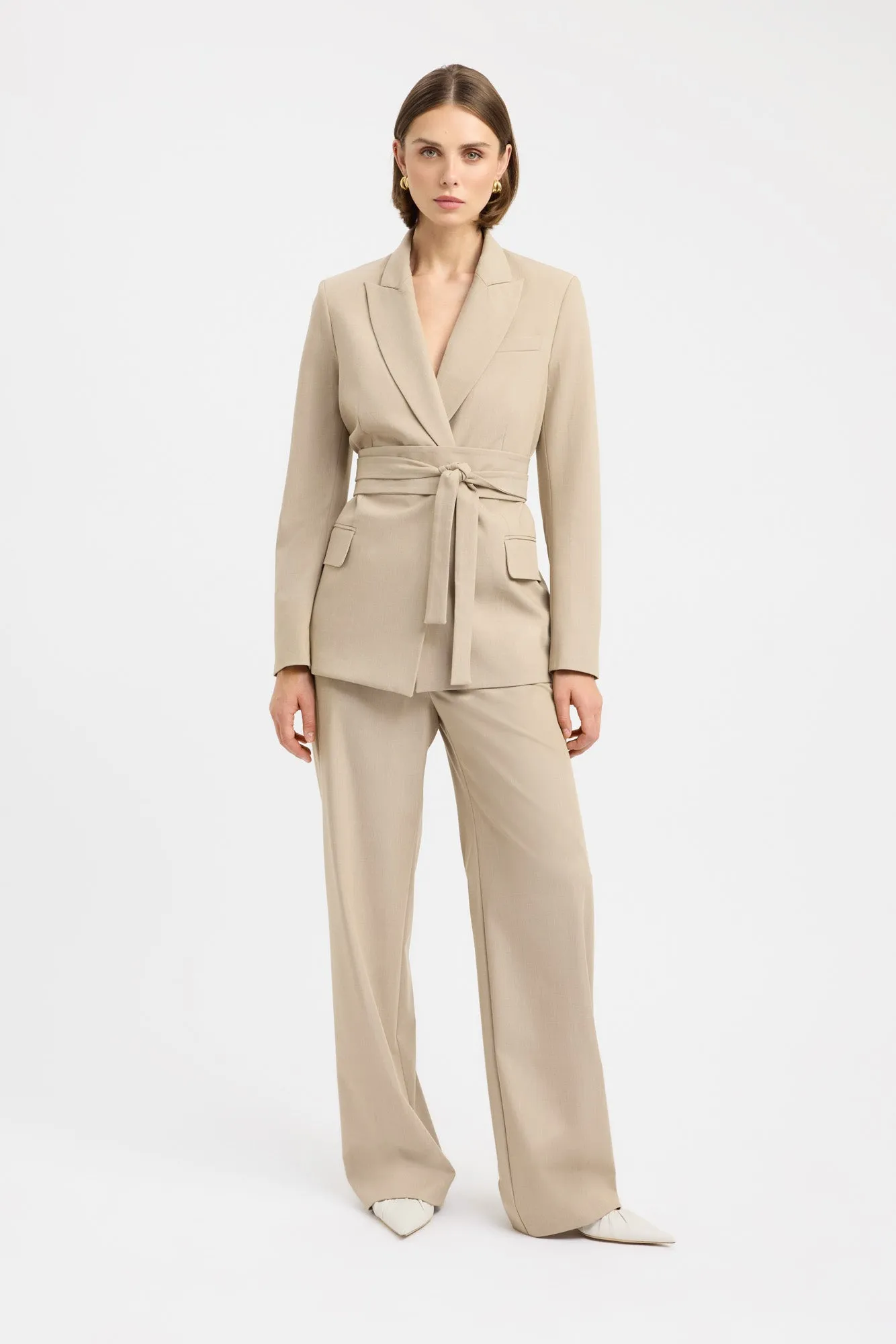 Neutral Street Style Dallas Blazer