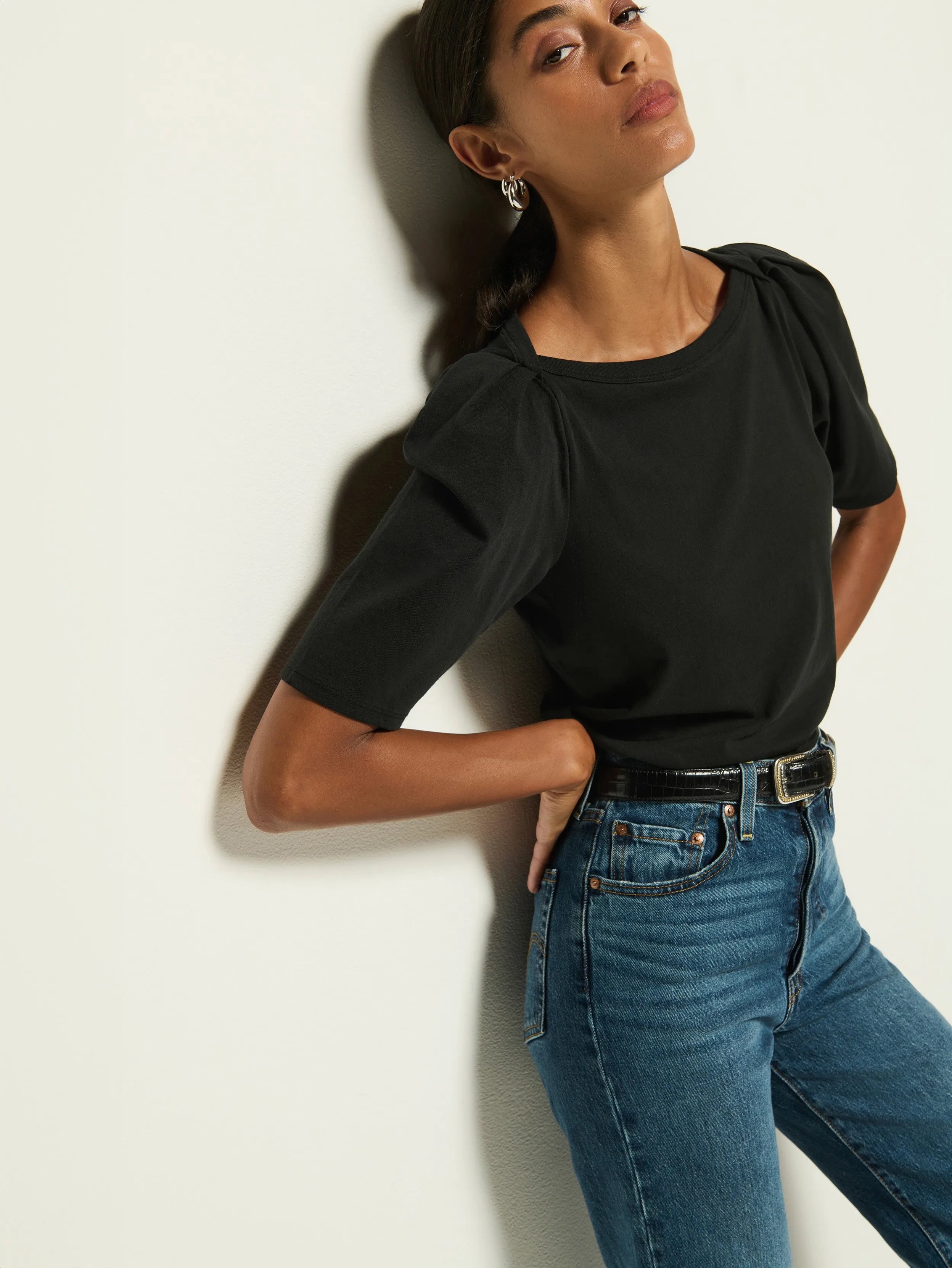 Cozy Layering black friday Deana Tee