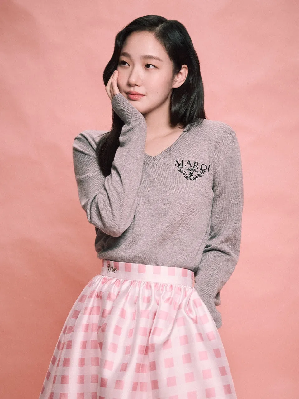 WOOL CROPPED V NECK ALUMNI CLASSIQUE_GREY BLACK Warm Vibe Anti Snag Fabric