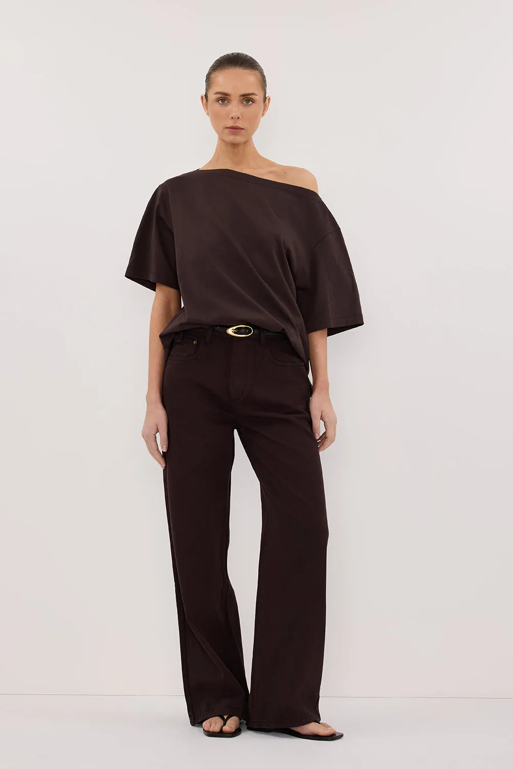 ESME BITTER CHOC ASYM BOAT NECK TEE Simple Trend