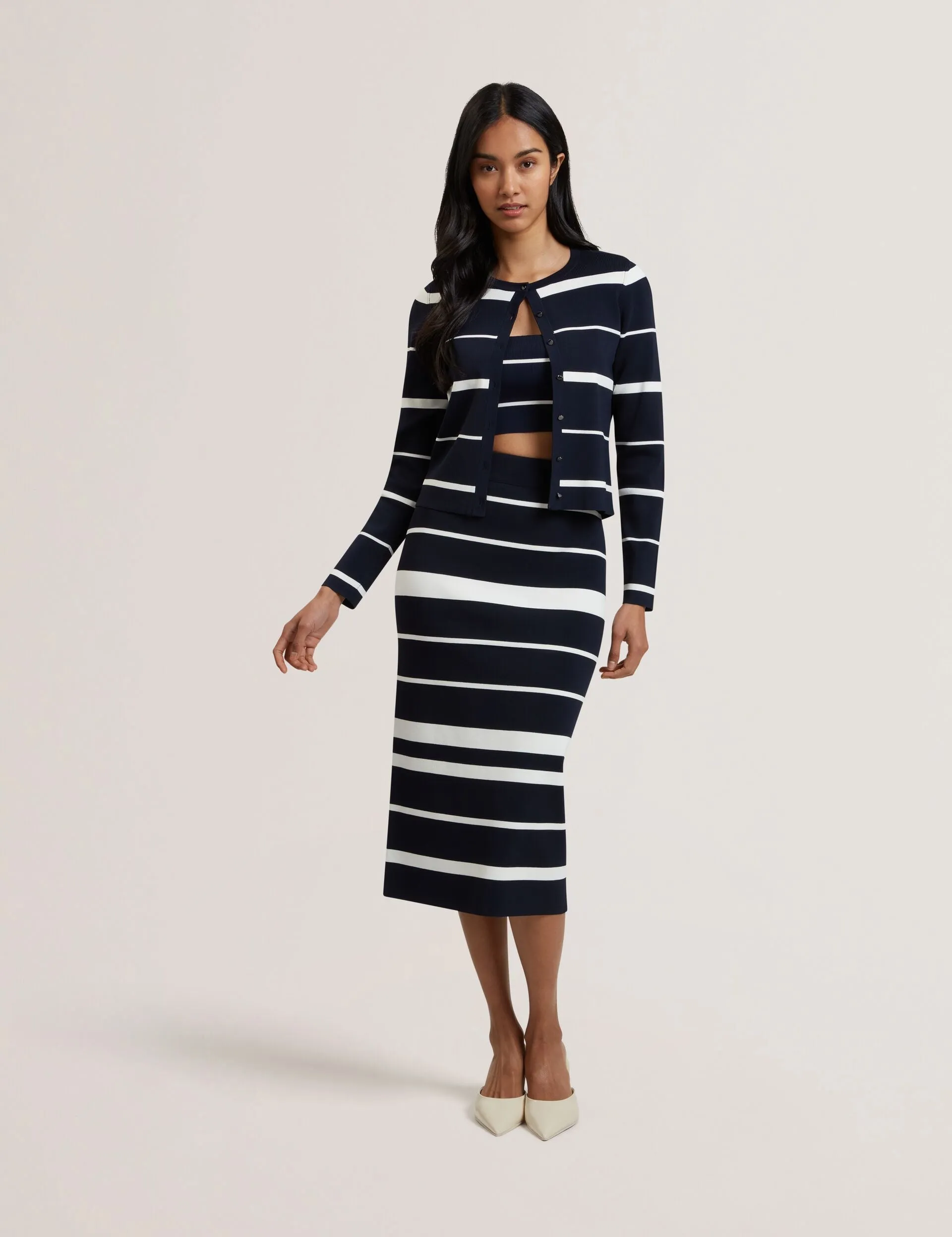 EMILIHA | NAVY Seasonal special