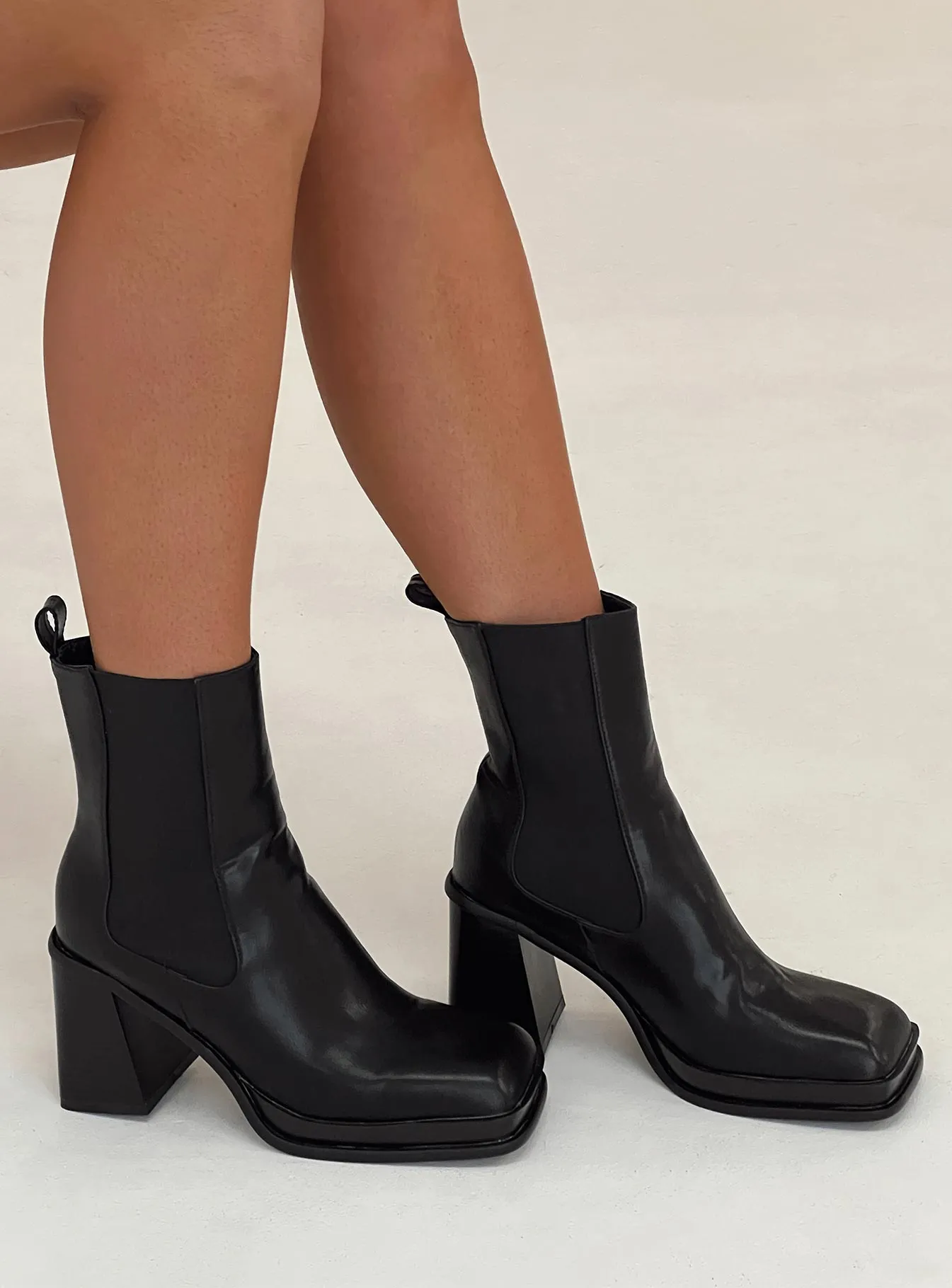 exercise Iona Boots Black
