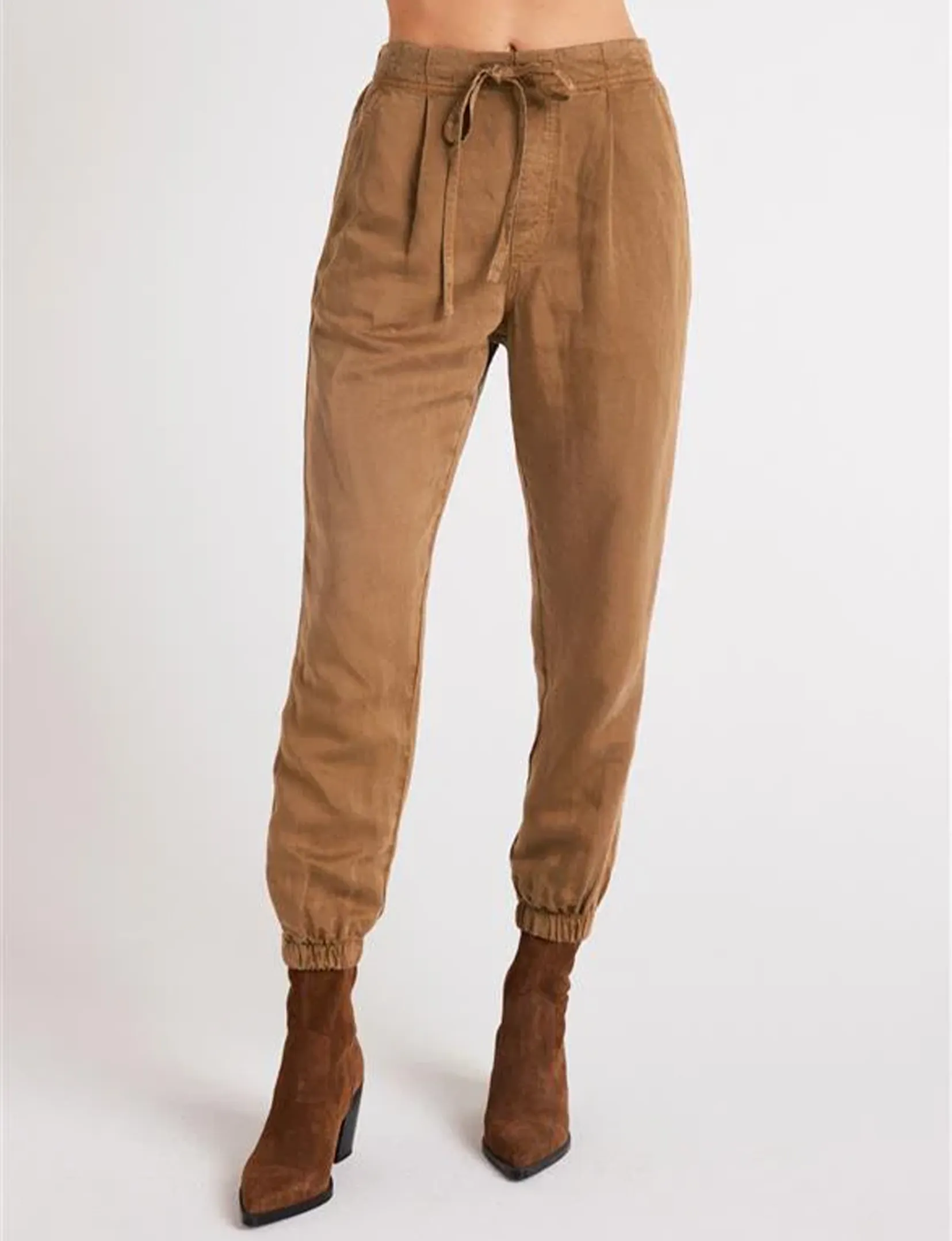 Luna Pleat Front Jogger, Topaz Brown Chill Fit
