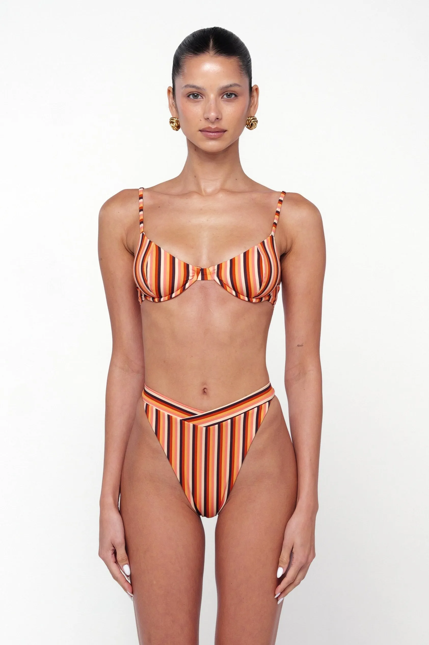 Relaxing Getaway Matty Bikini Top in Studio 54