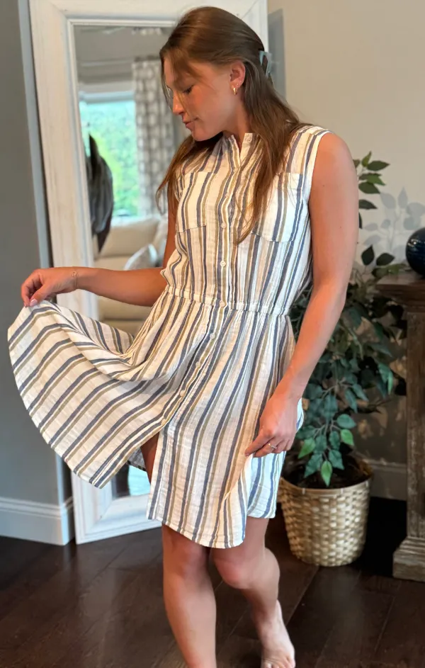 Layered Comfort Sleeveless Button Front Gauze Dress