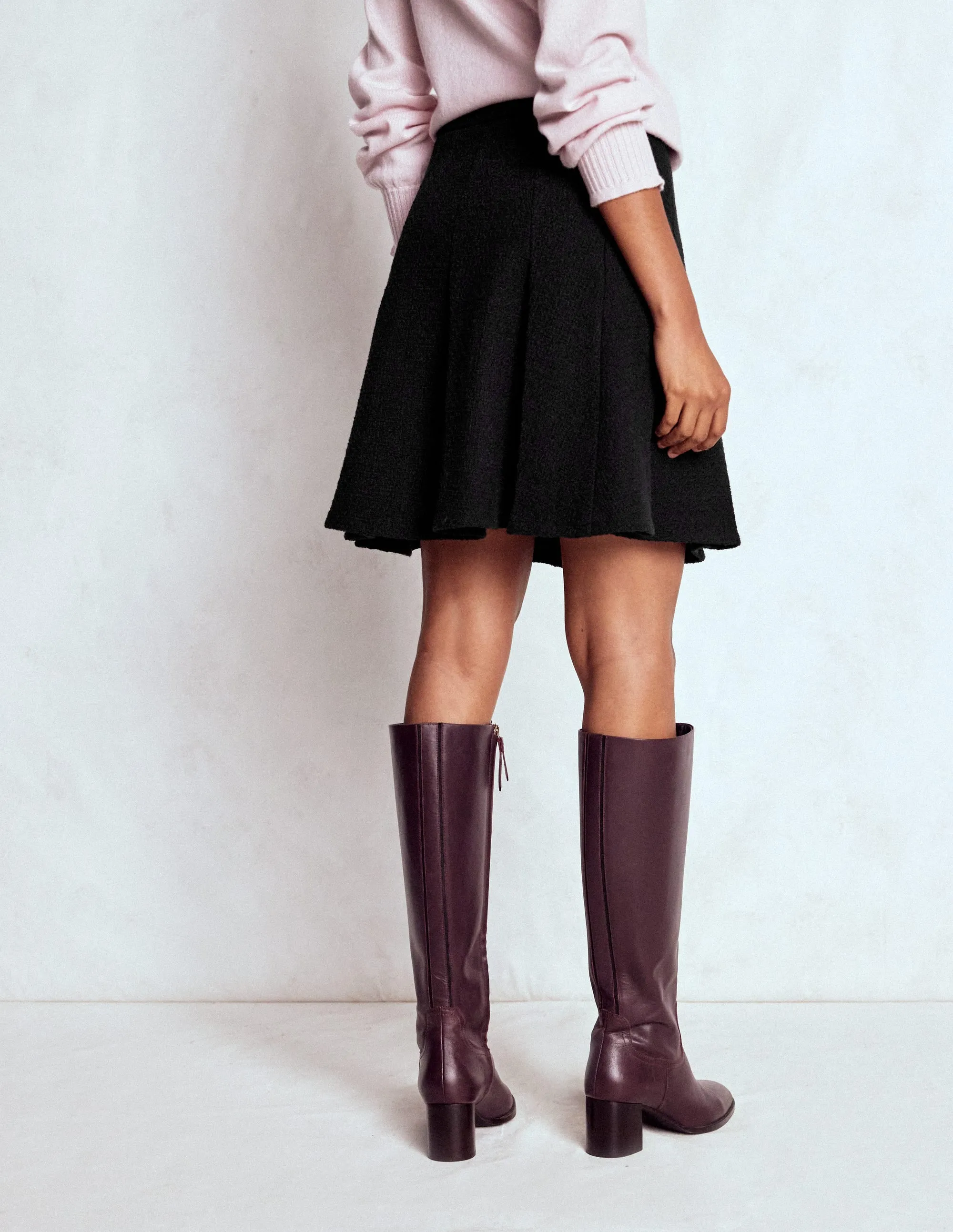 Flippy Textured Skirt-Black Tear Resistant