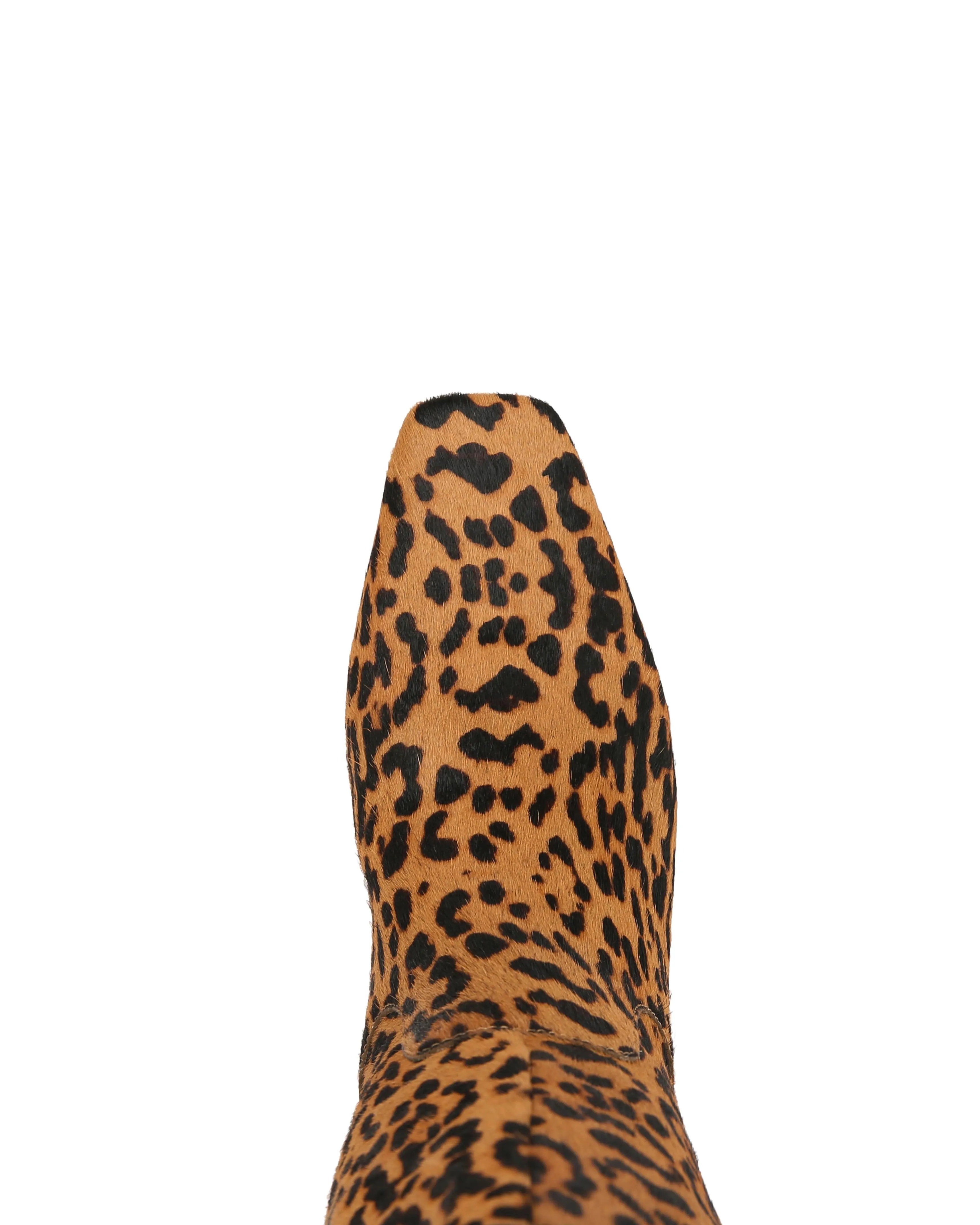 Feather Light Work Commute Fly Leopard