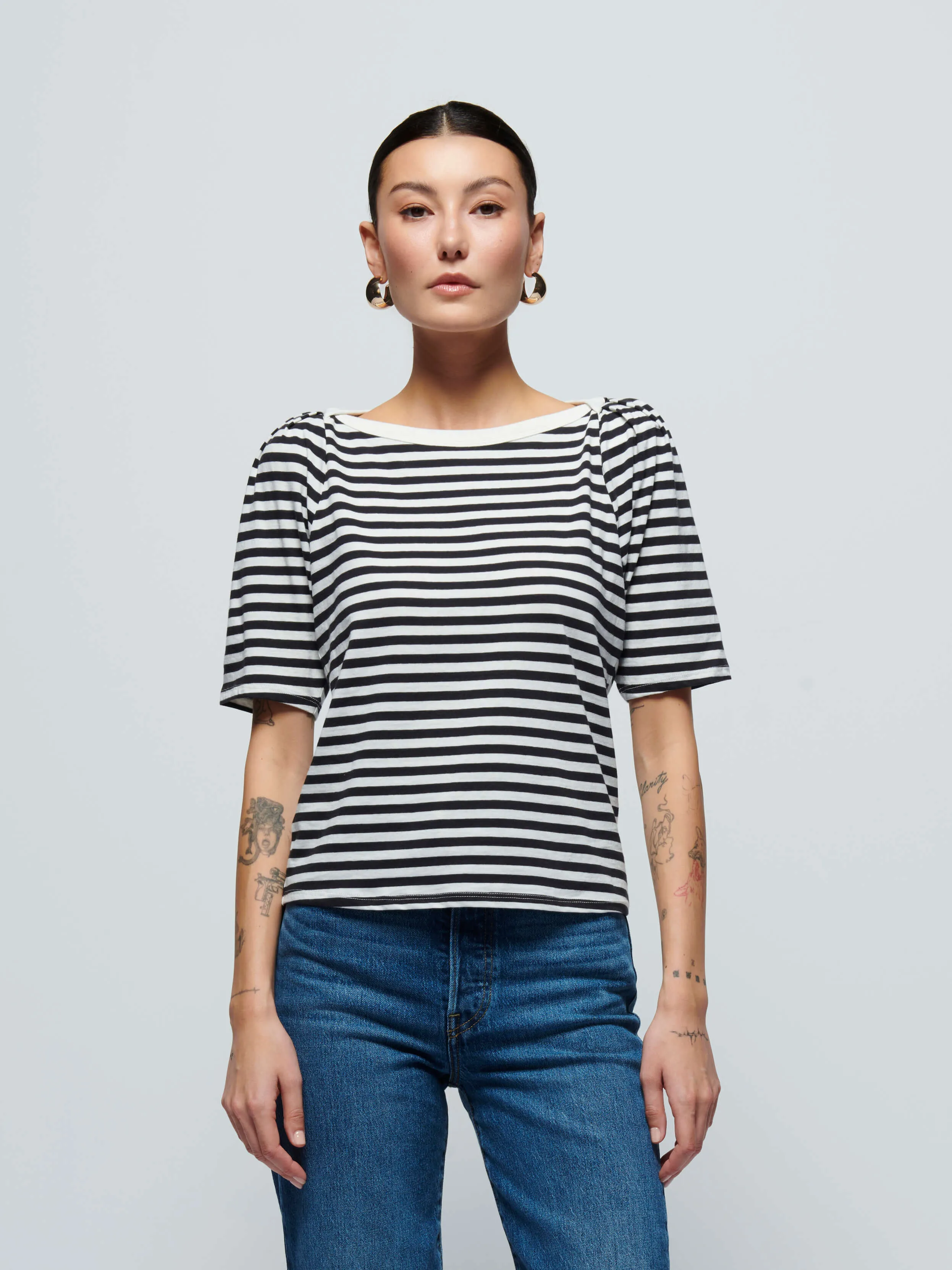 Effortless Wear Fit Deana Tee